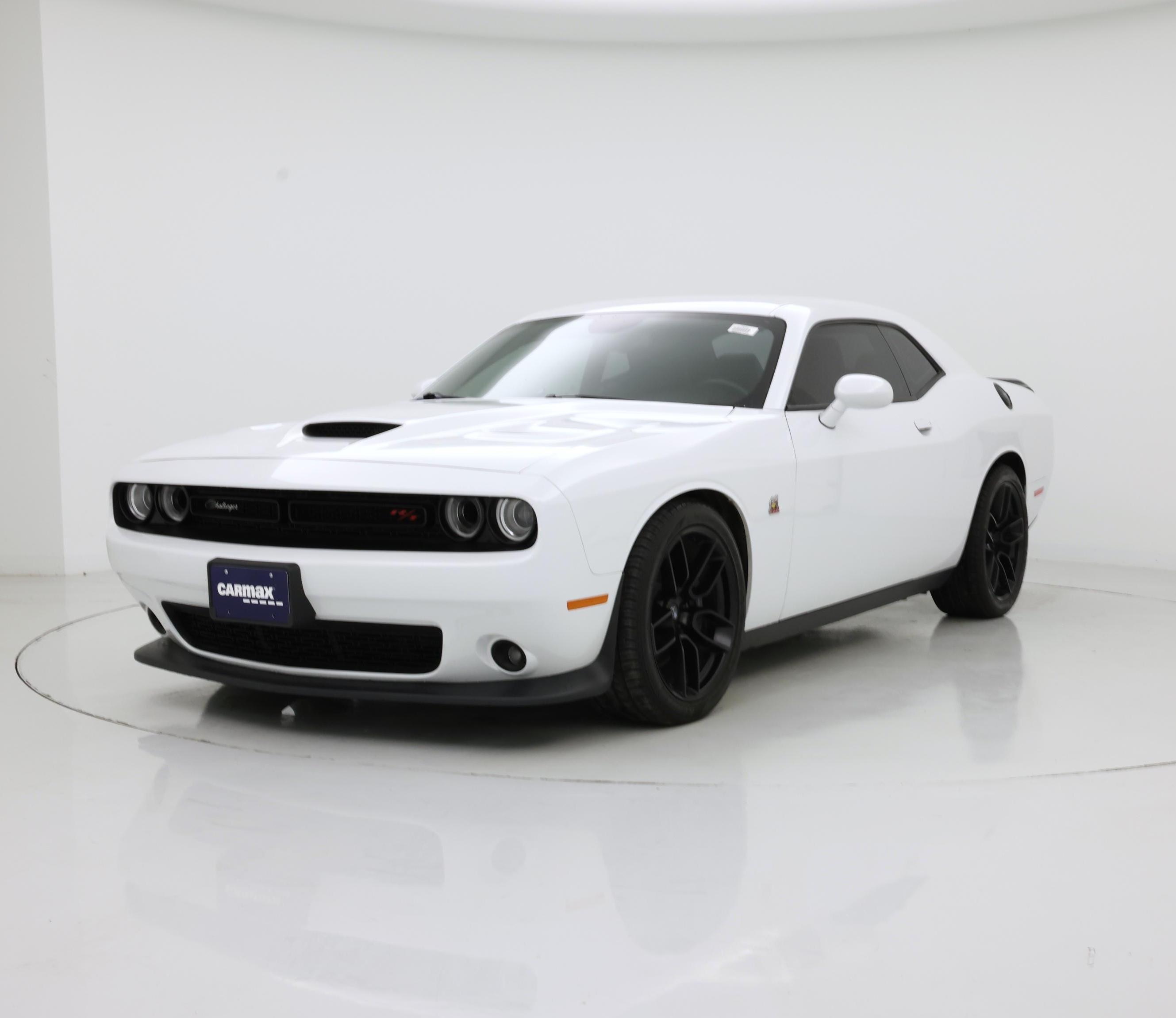 Thumbnail: 2022 Dodge Challenger - 4