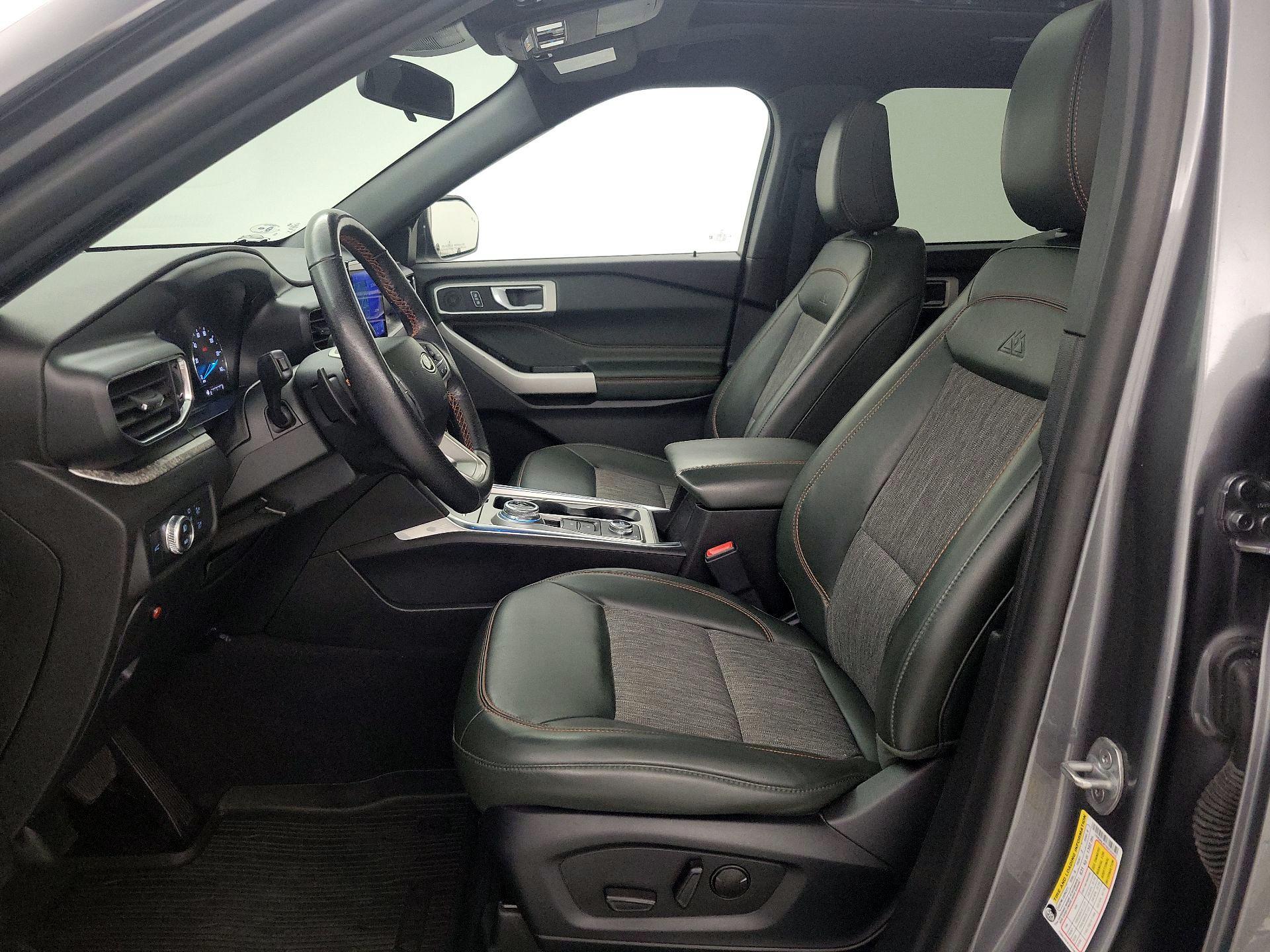 Thumbnail: 2022 Ford Explorer - 11