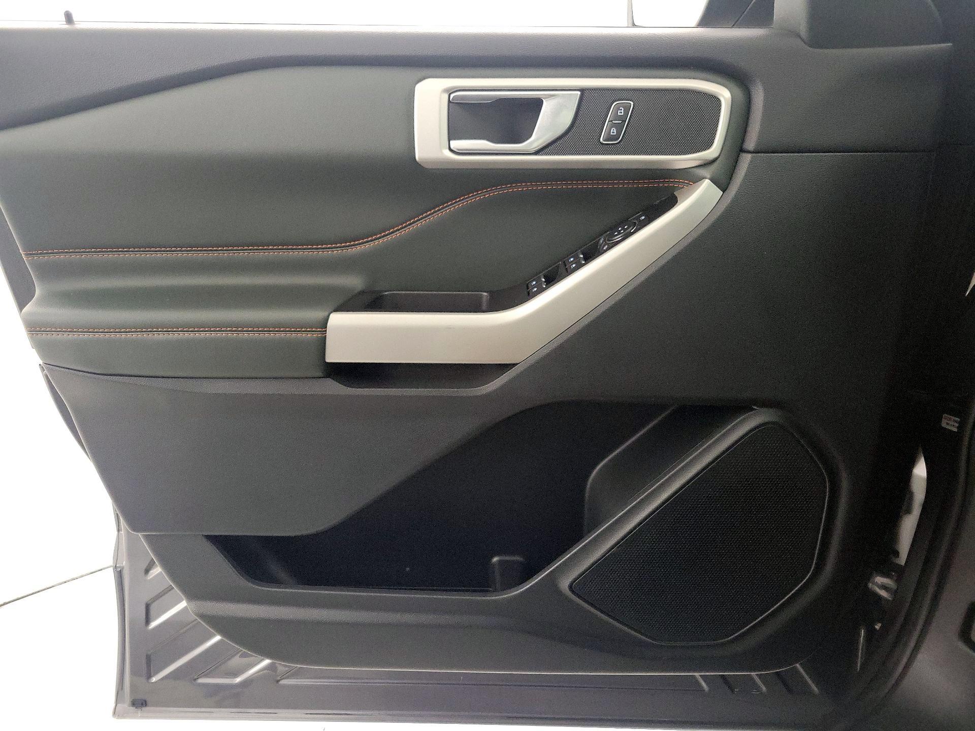 Thumbnail: 2022 Ford Explorer - 12