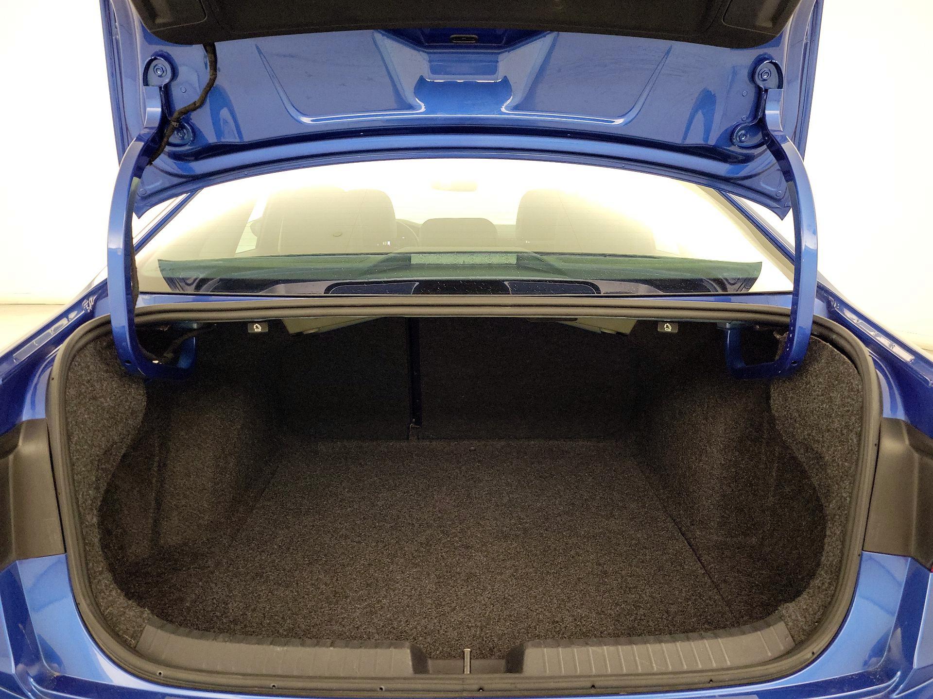 Thumbnail: 2024 Volkswagen Jetta - 18