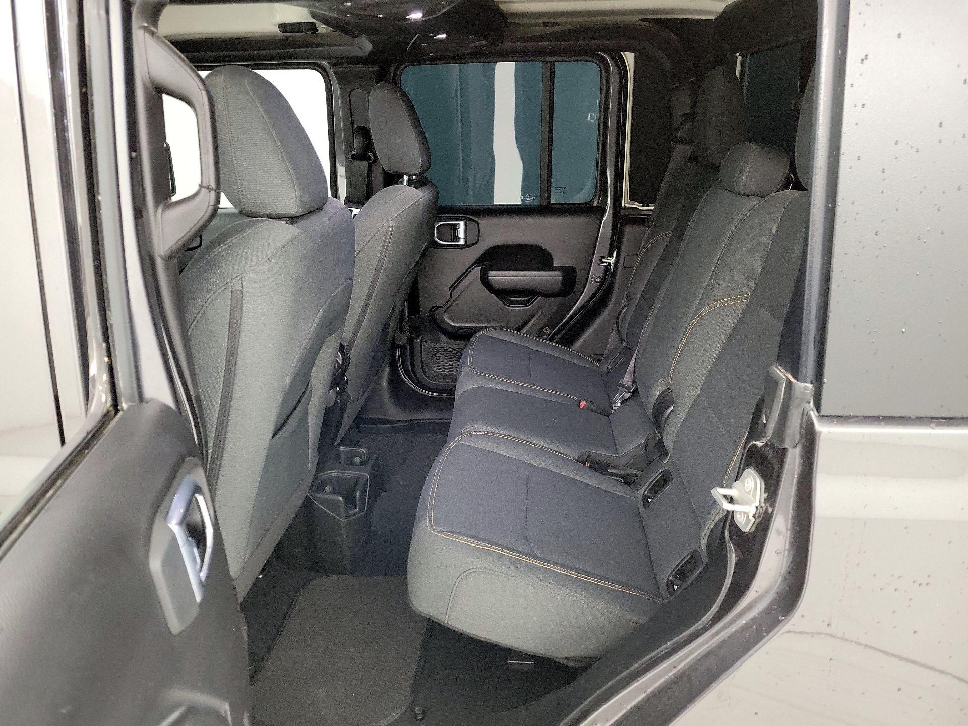 Thumbnail: 2024 Jeep Gladiator - 19