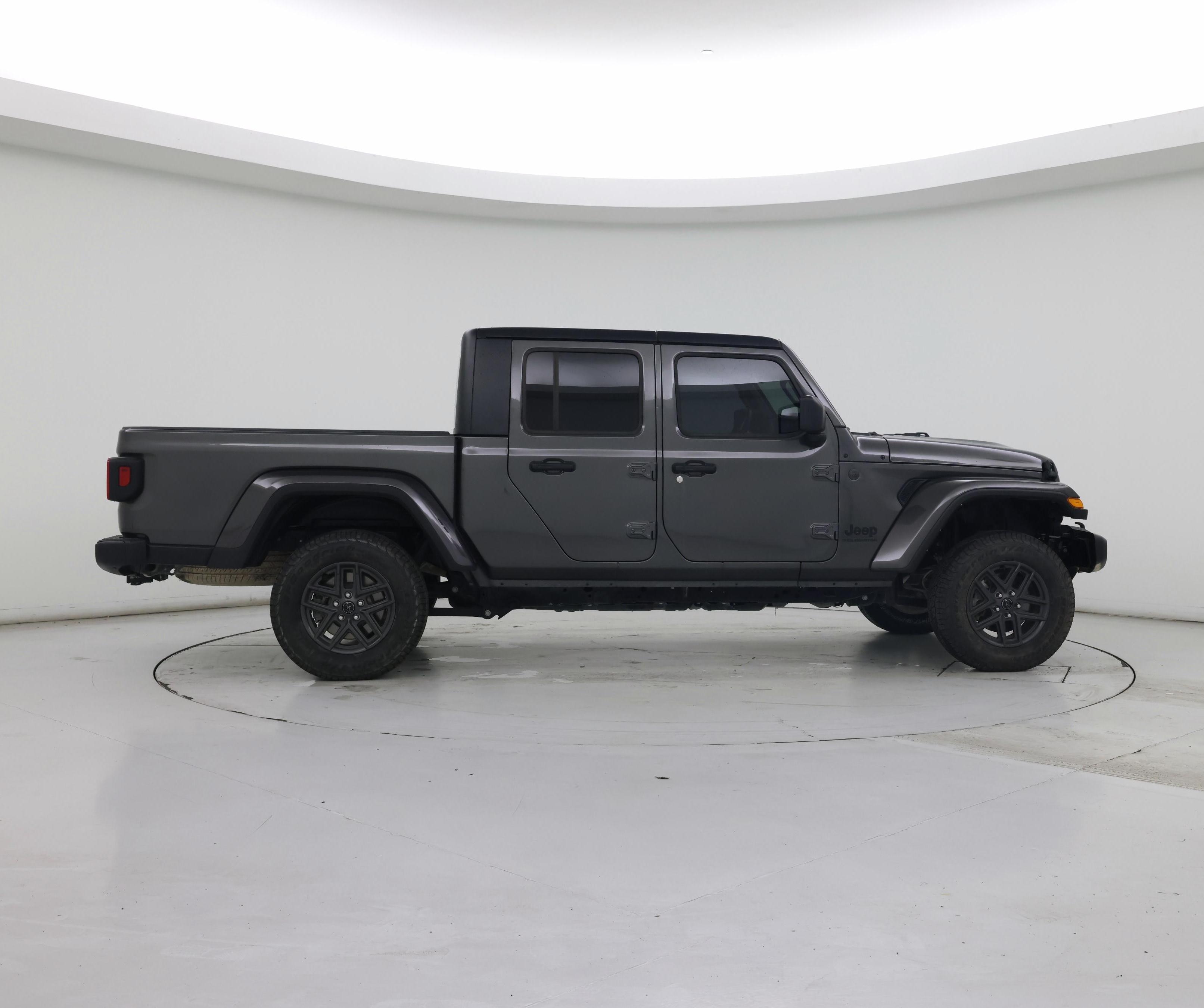 Thumbnail: 2024 Jeep Gladiator - 7