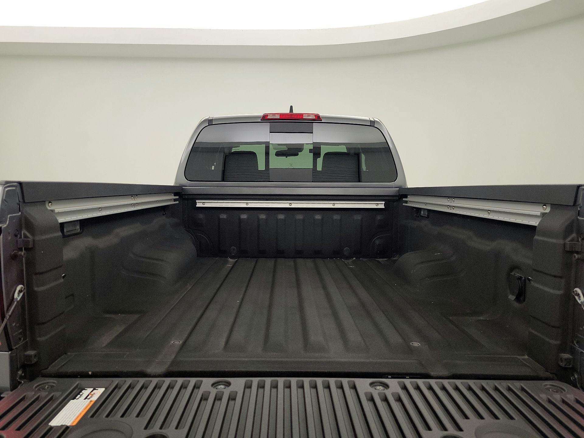 Thumbnail: 2024 Nissan Frontier - 19