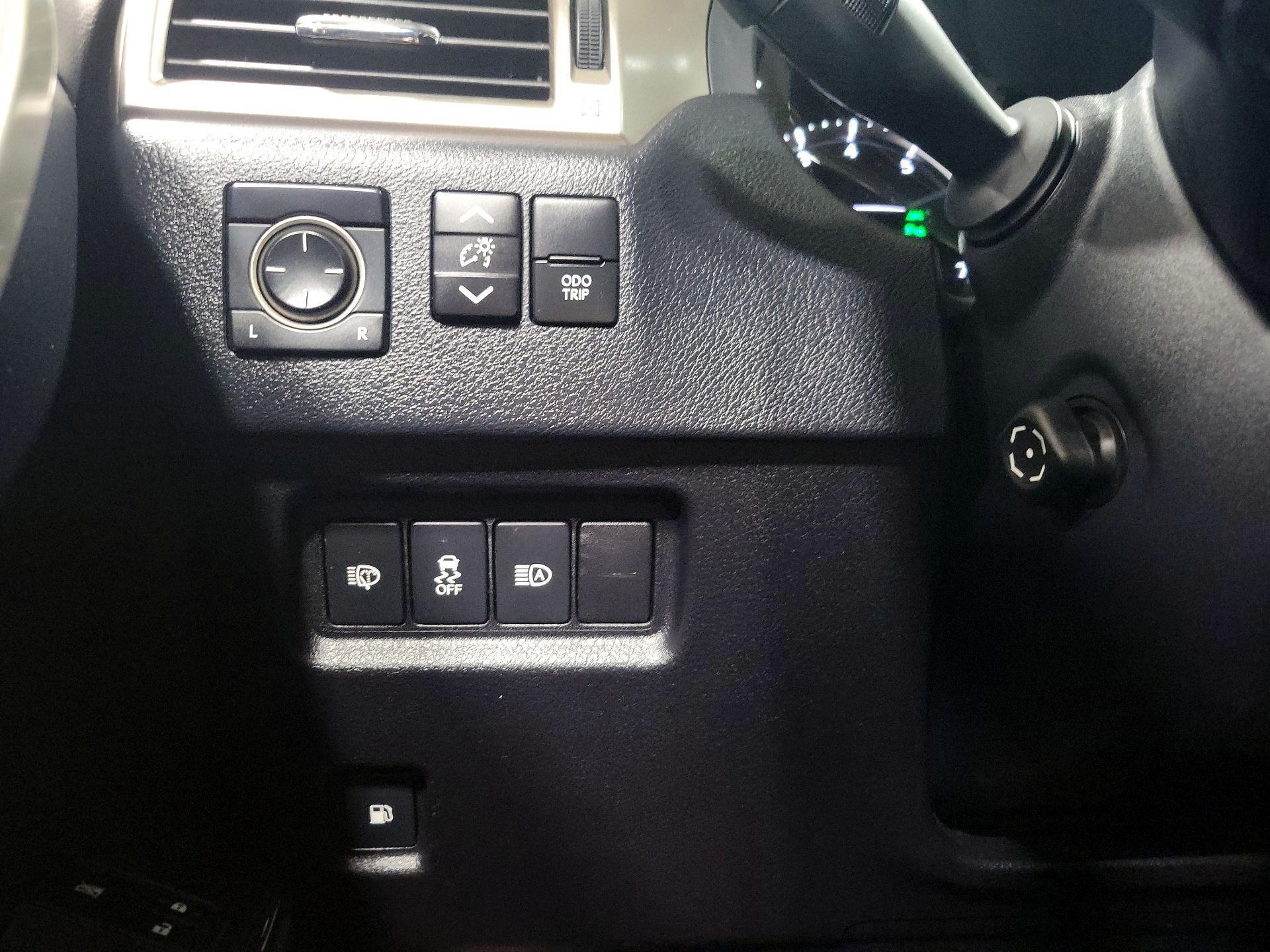 Thumbnail: 2020 Lexus GX - 13