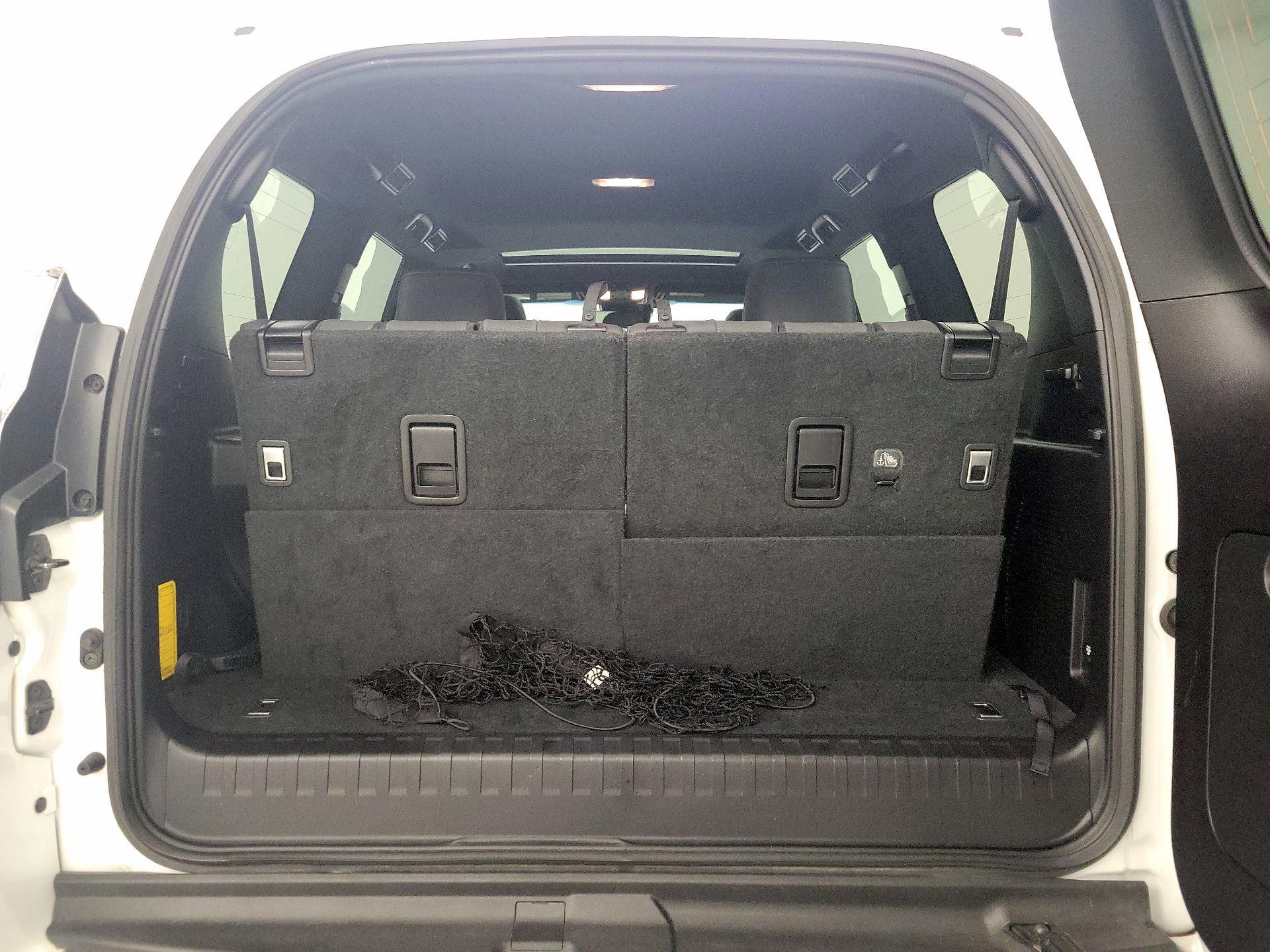 Thumbnail: 2020 Lexus GX - 20