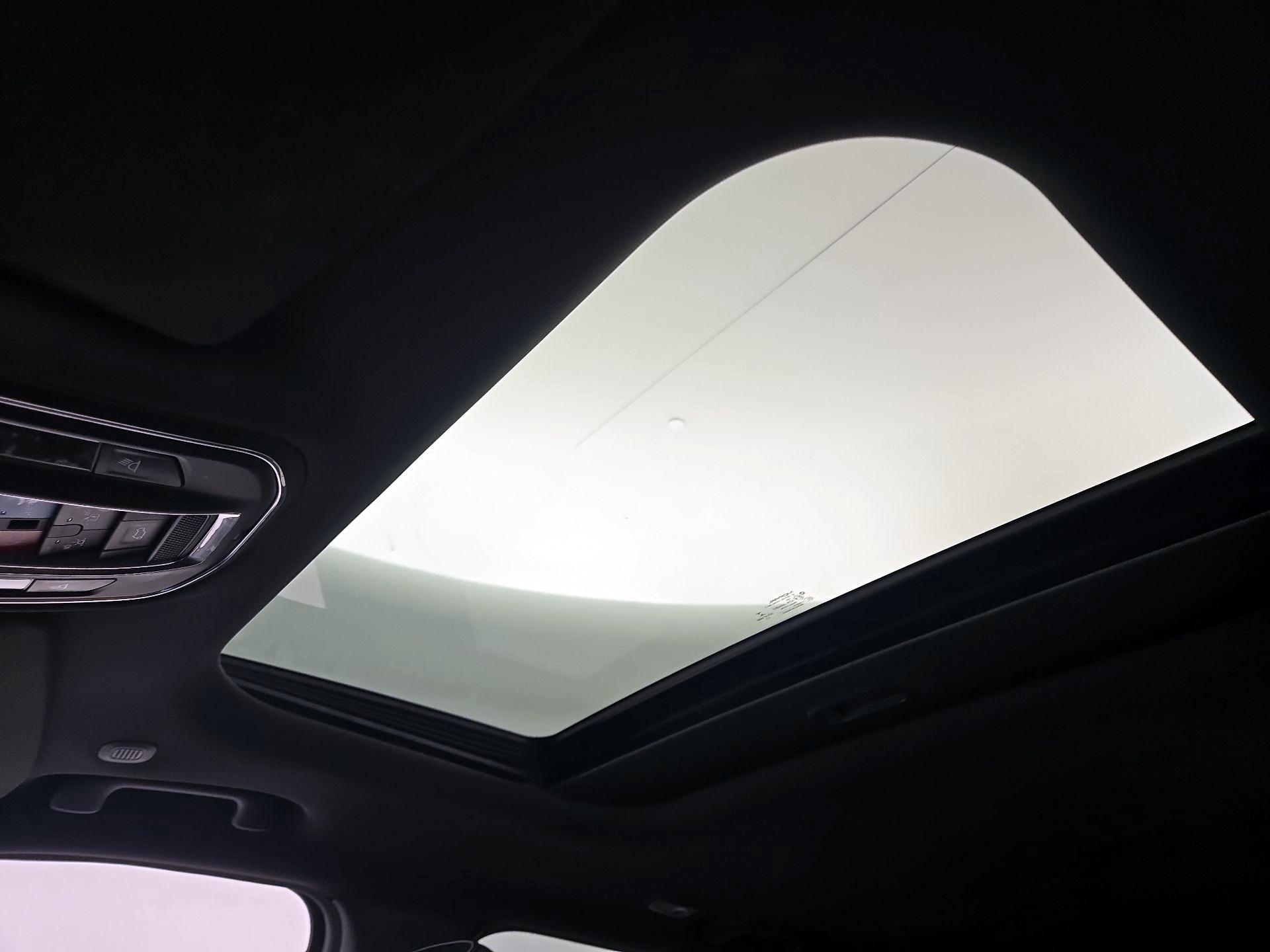 Thumbnail: 2023 Jeep Grand Cherokee - 19