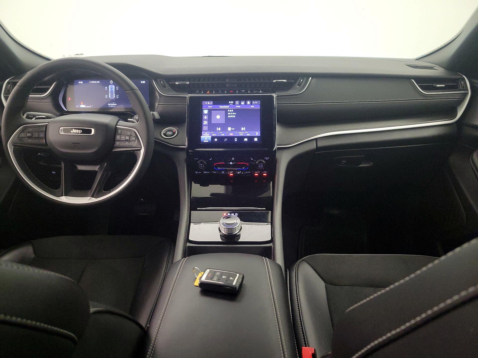 Thumbnail: 2023 Jeep Grand Cherokee - 9