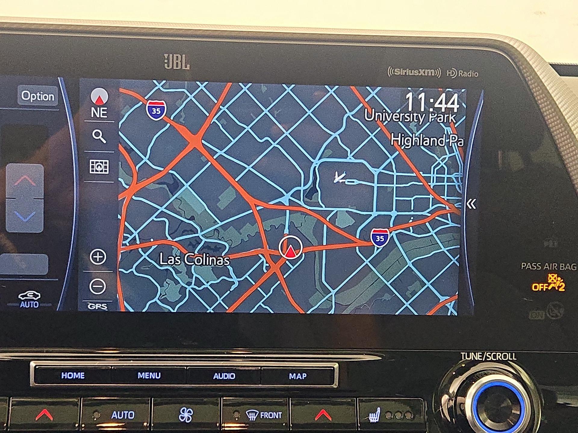 Thumbnail: 2020 Toyota Highlander - 14