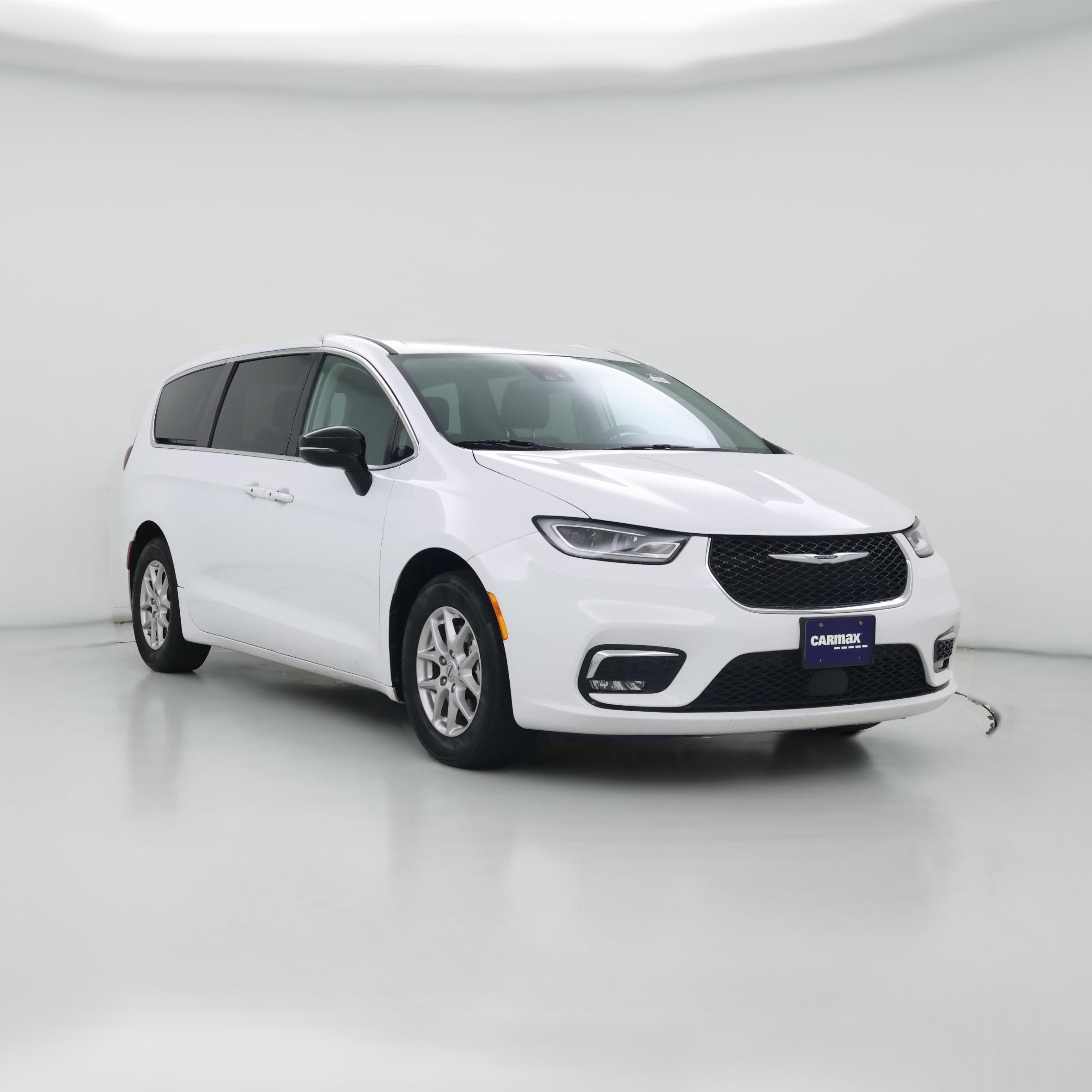 Thumbnail: 2024 Chrysler Pacifica - 1