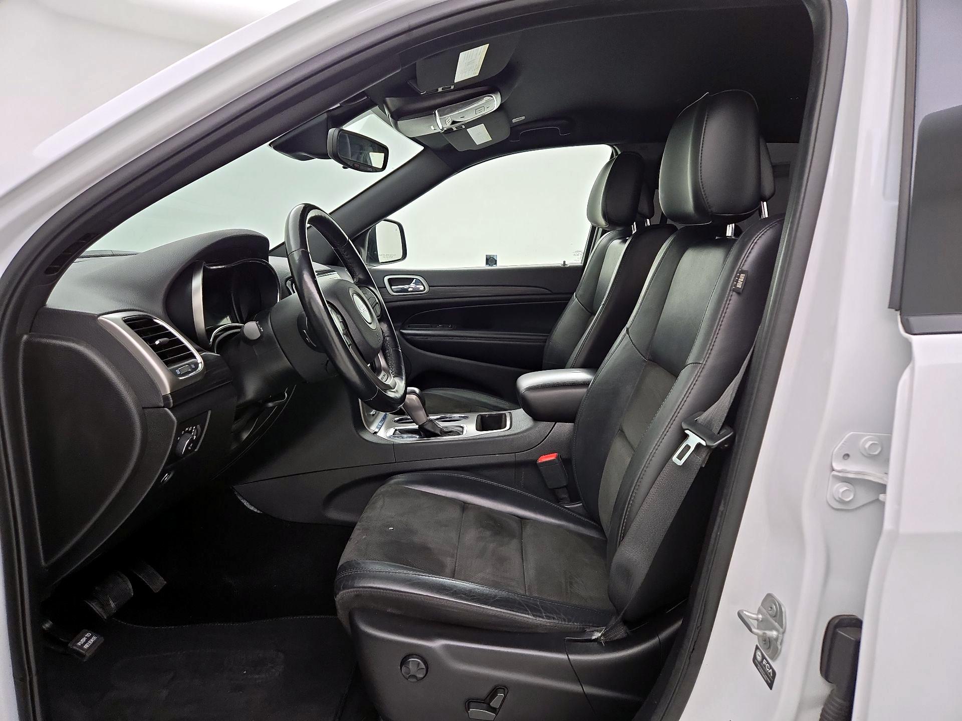 Thumbnail: 2021 Jeep Grand Cherokee - 11