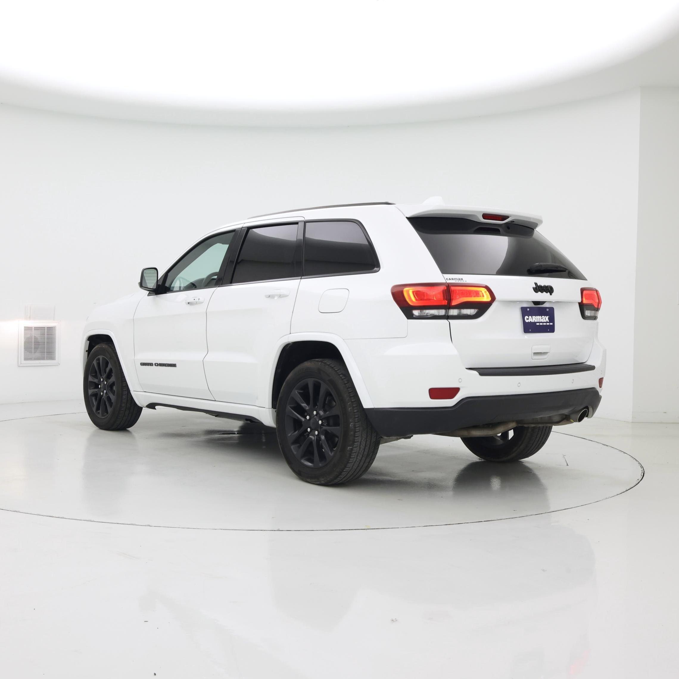 Thumbnail: 2021 Jeep Grand Cherokee - 2