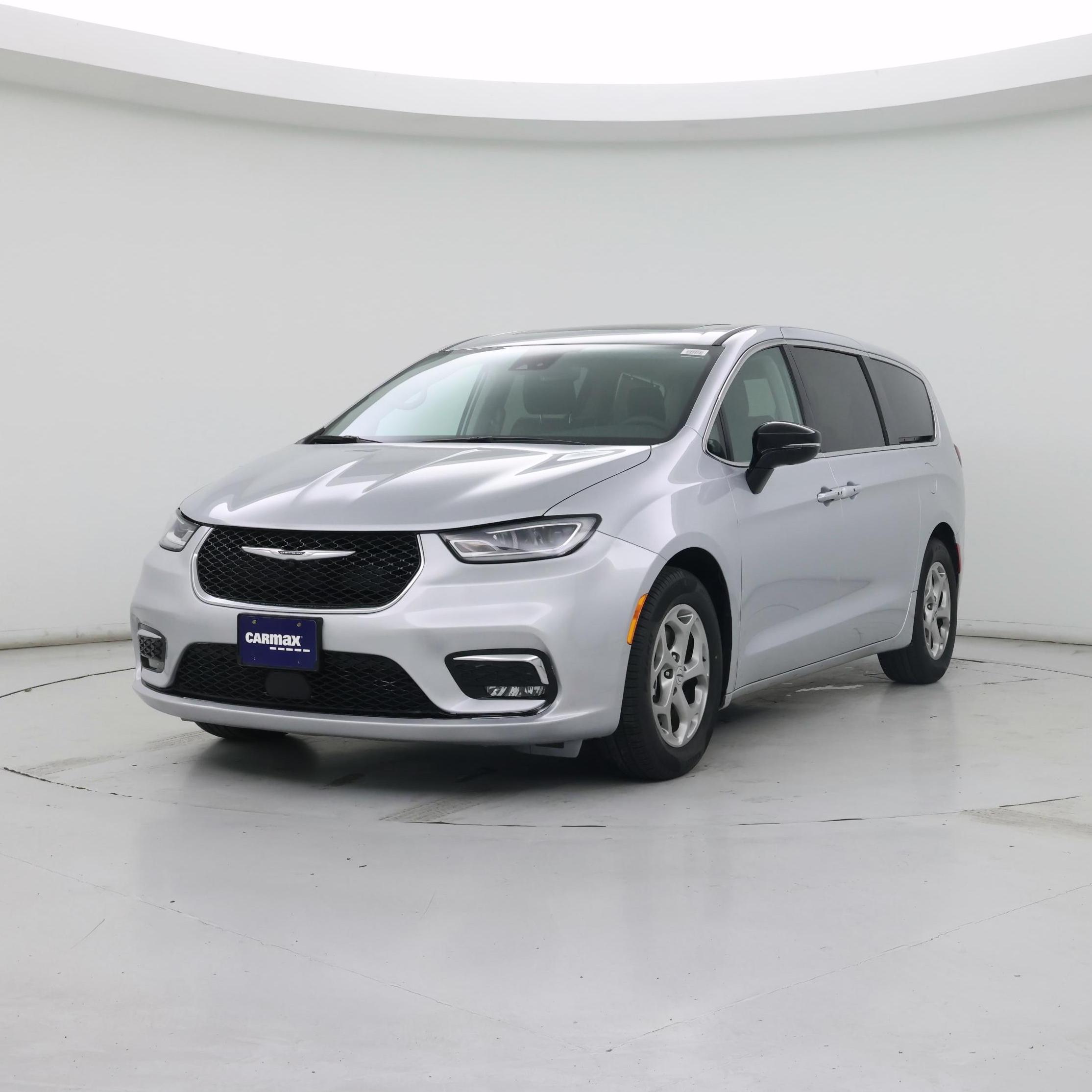 Thumbnail: 2024 Chrysler Pacifica - 4