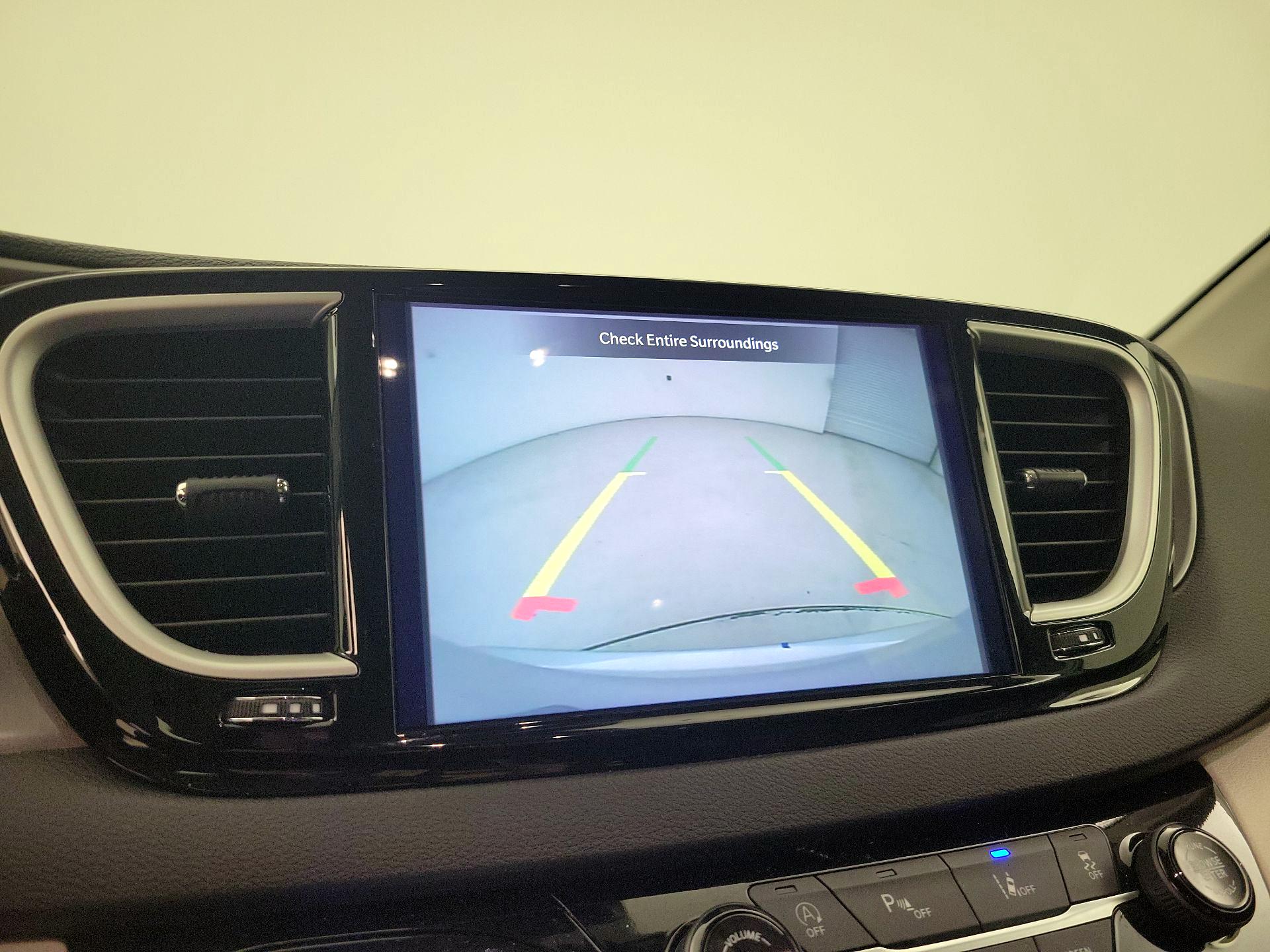 Thumbnail: 2024 Chrysler Pacifica - 14