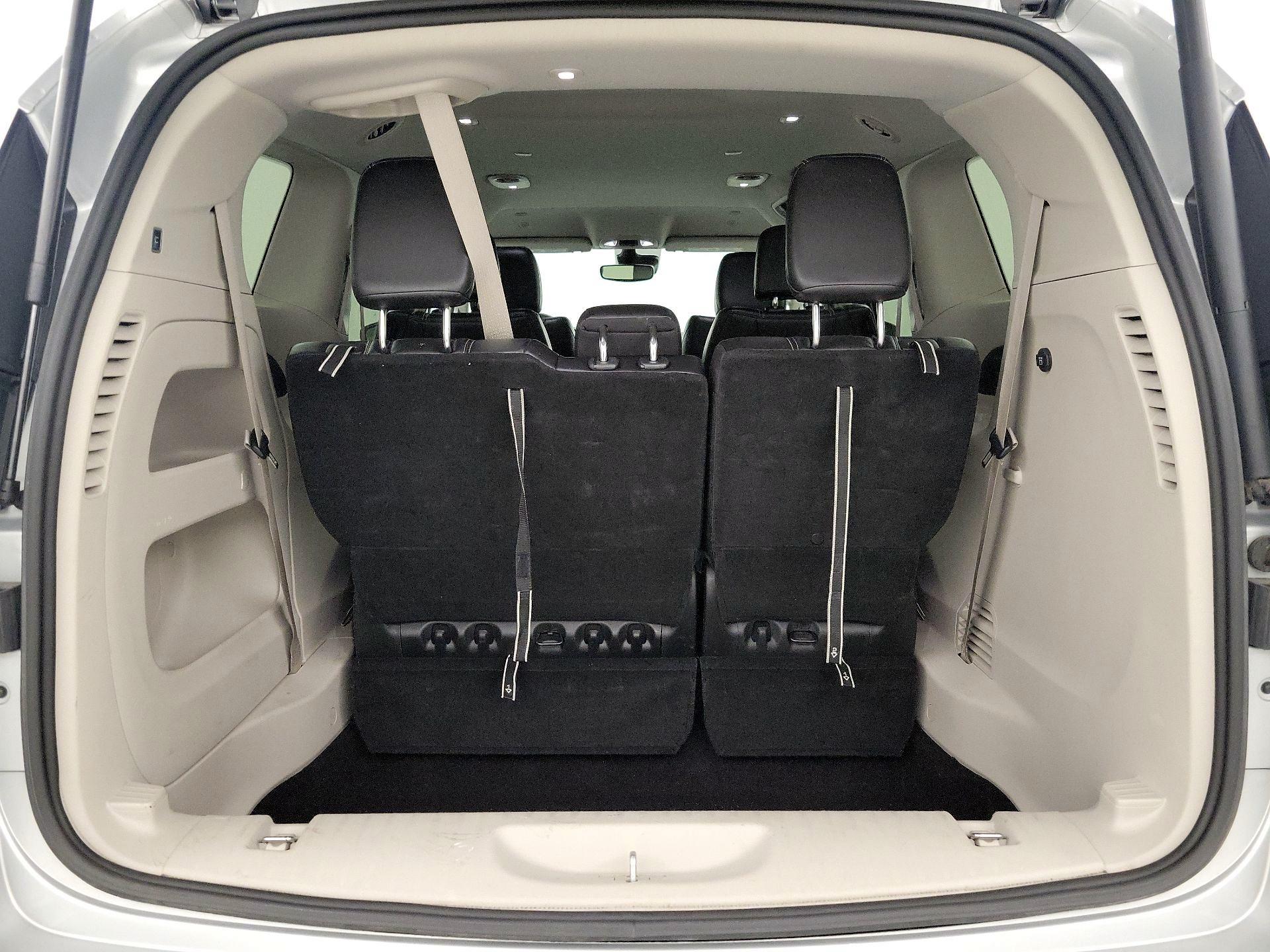 Thumbnail: 2024 Chrysler Pacifica - 19