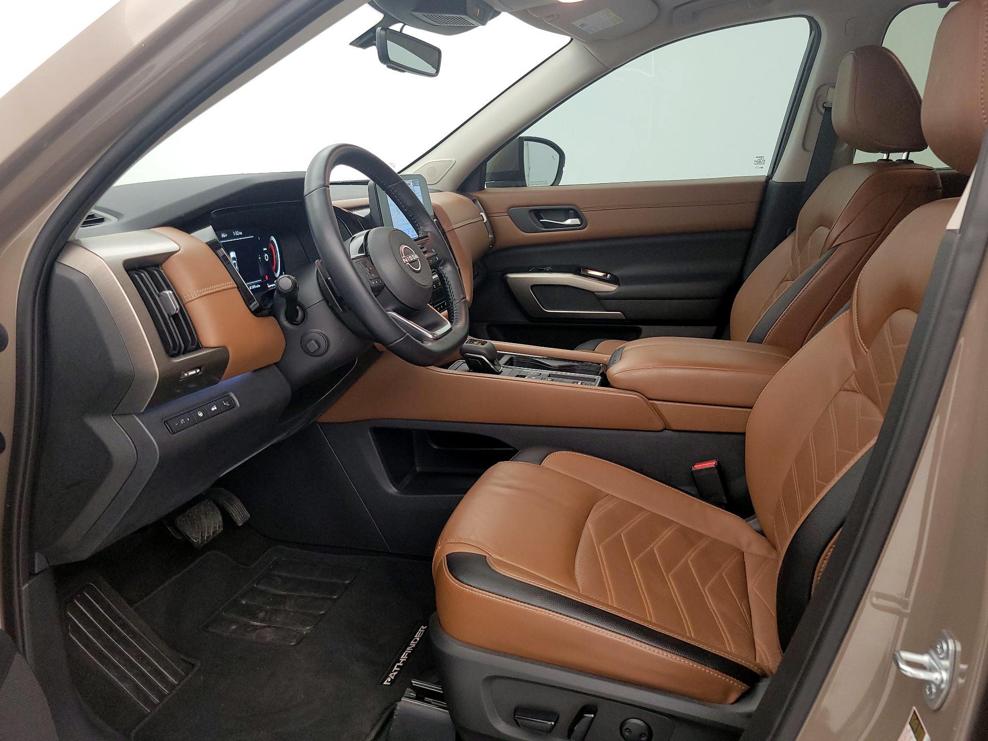 Thumbnail: 2023 Nissan Pathfinder - 11