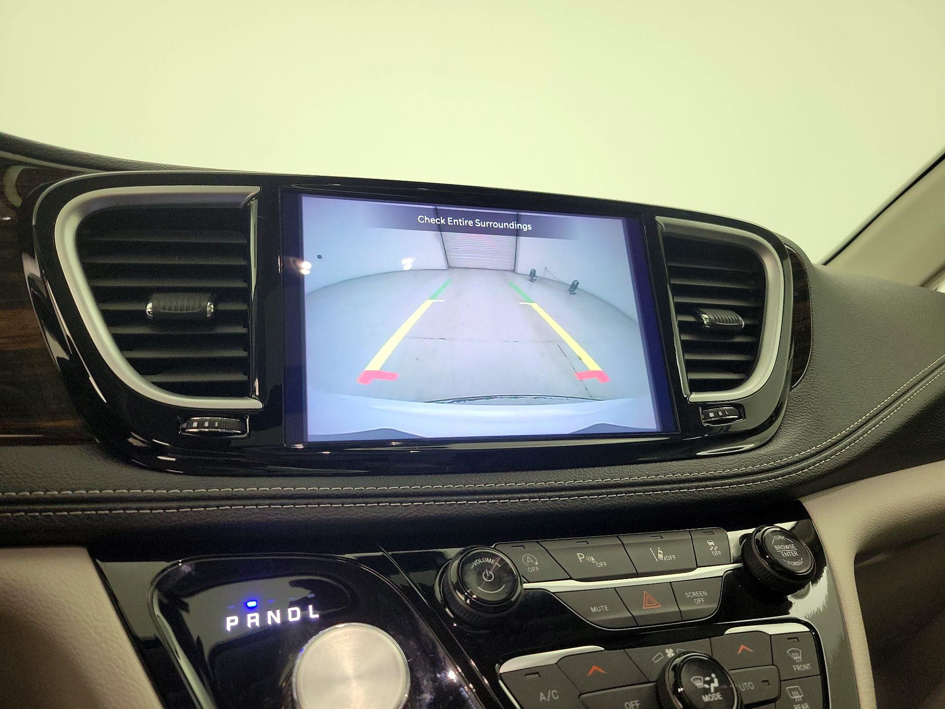 Thumbnail: 2024 Chrysler Pacifica - 15