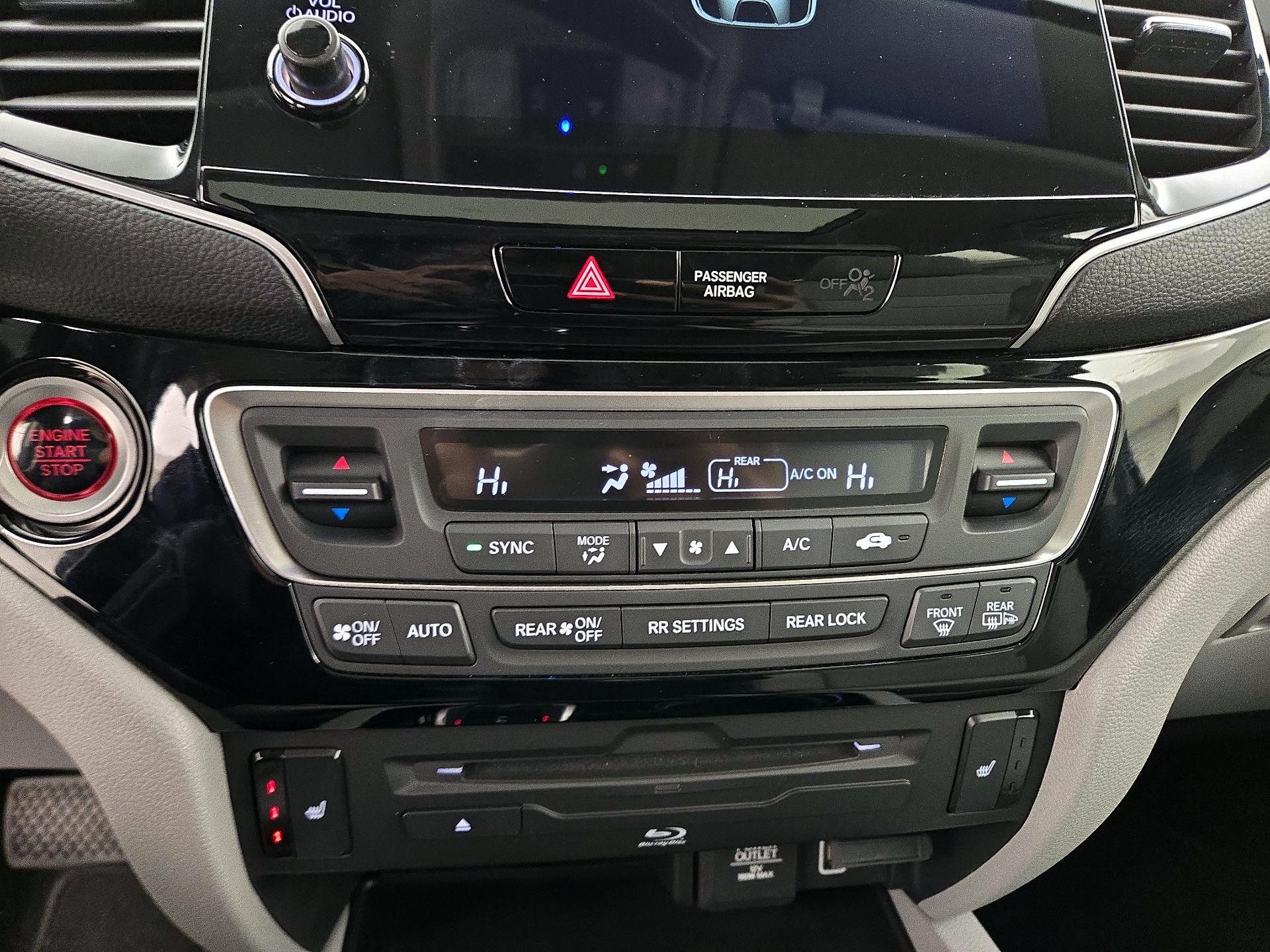 Thumbnail: 2020 Honda Pilot - 17