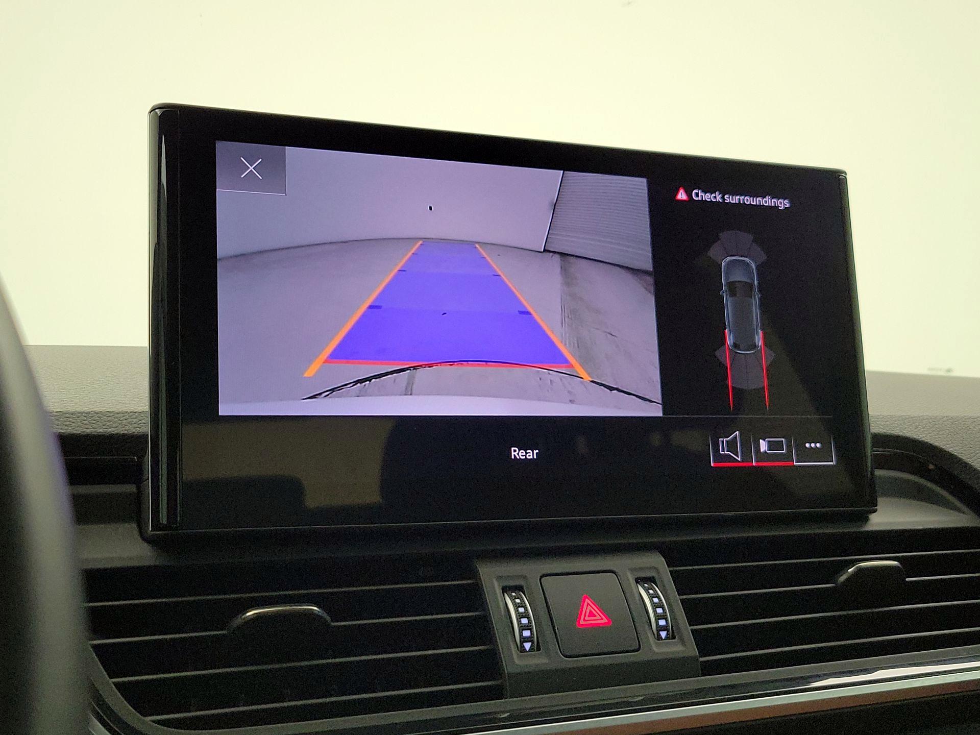 Thumbnail: 2023 Audi Q5 - 14