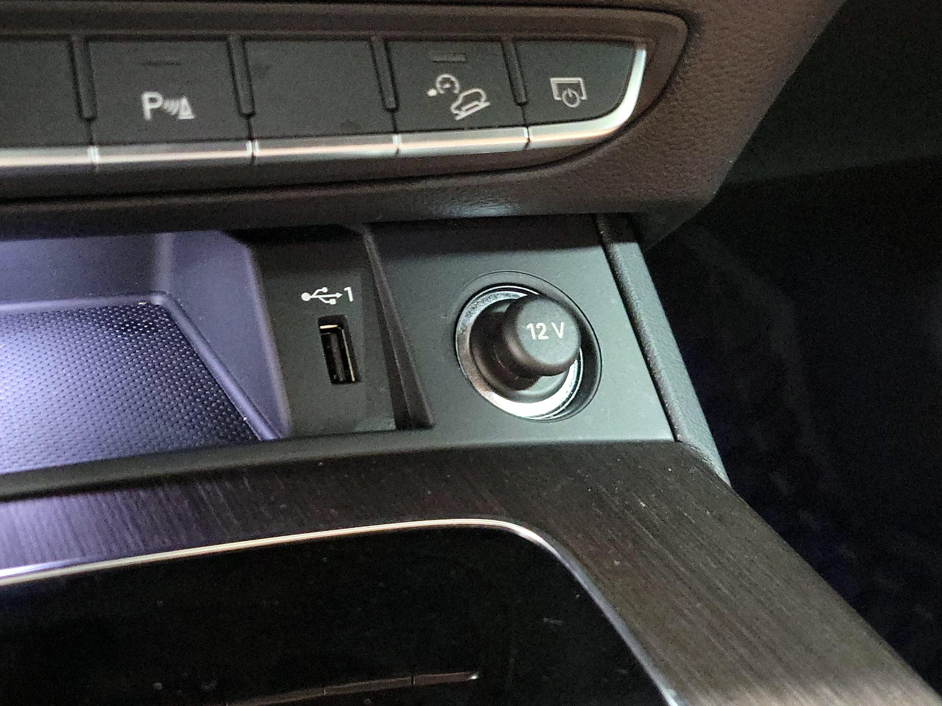 Thumbnail: 2023 Audi Q5 - 18