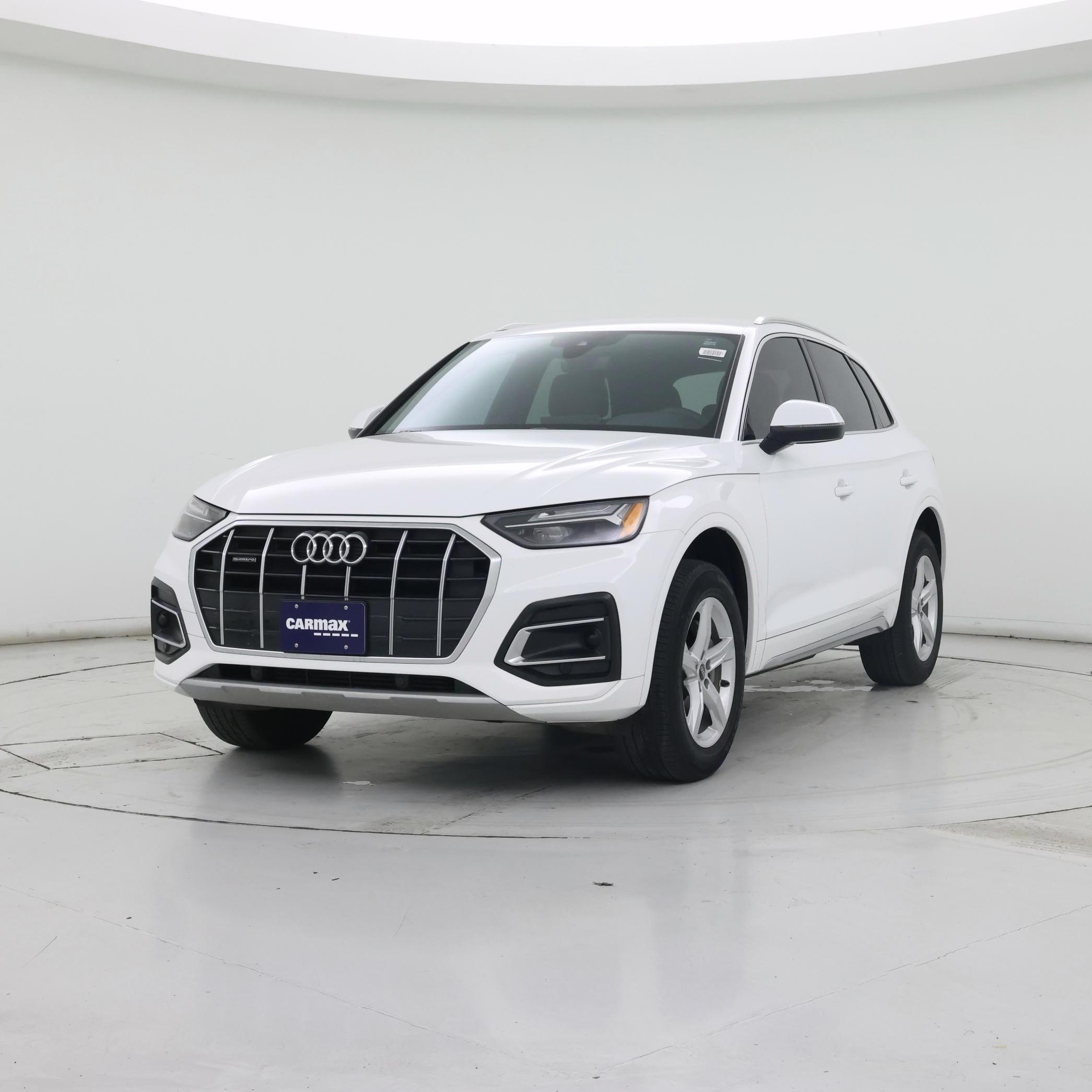 Thumbnail: 2023 Audi Q5 - 4