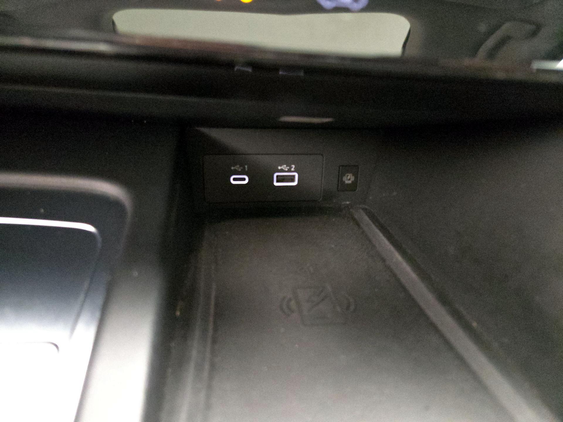 Thumbnail: 2023 INFINITI QX60 - 19