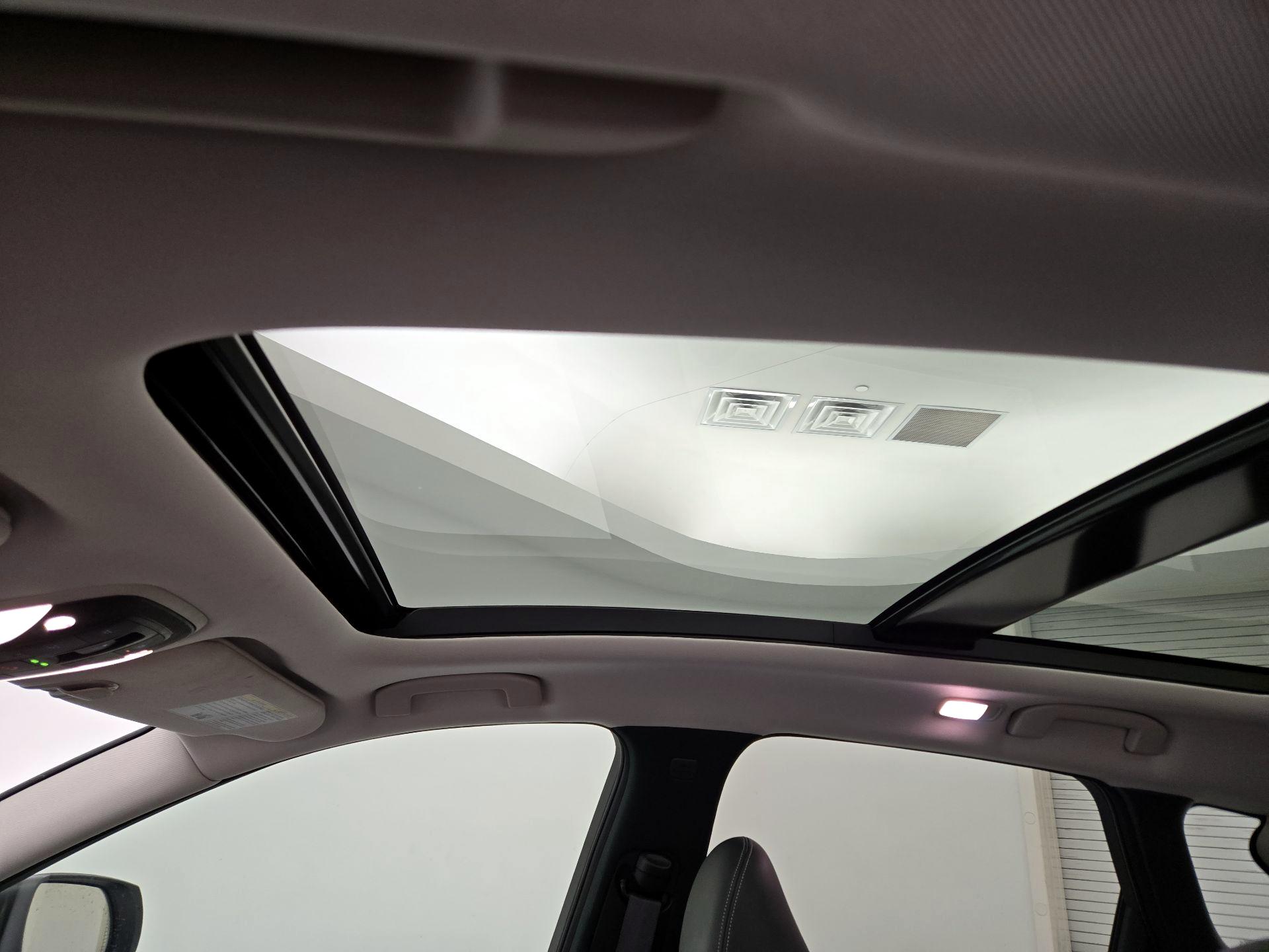 Thumbnail: 2021 INFINITI QX50 - 20