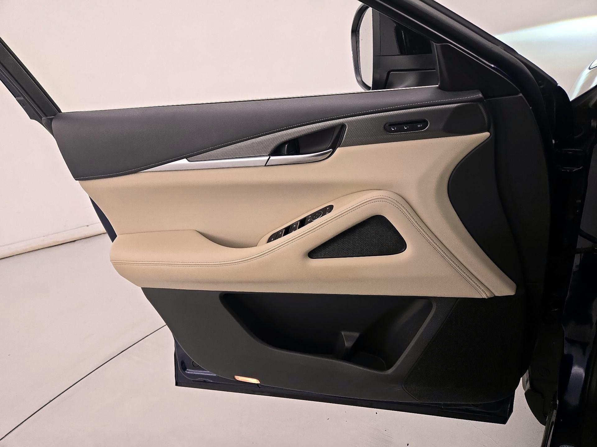 Thumbnail: 2023 INFINITI QX60 - 12