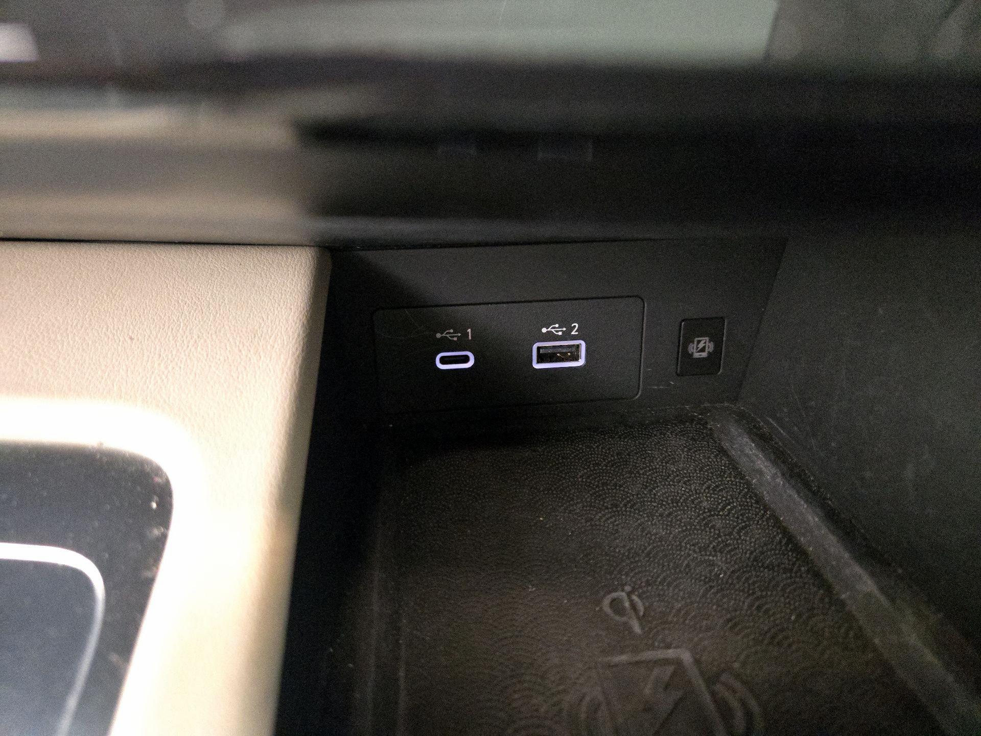 Thumbnail: 2023 INFINITI QX60 - 19