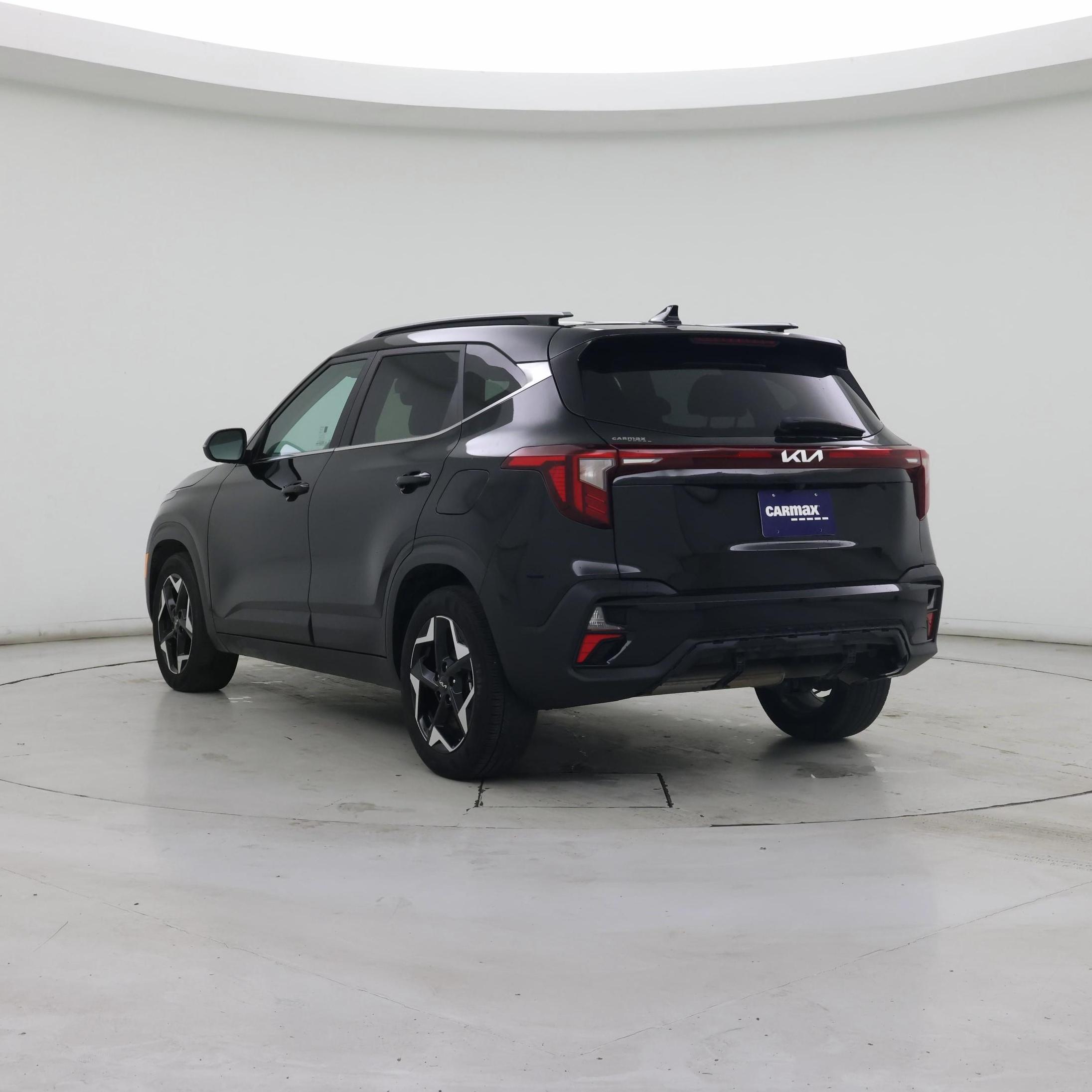 Thumbnail: 2024 Kia Seltos - 2