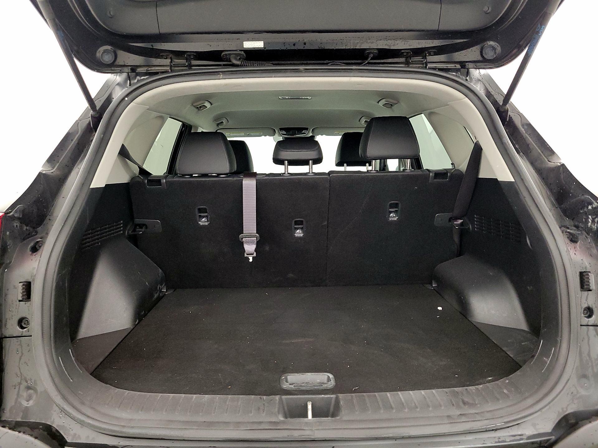 Thumbnail: 2024 Kia Seltos - 19