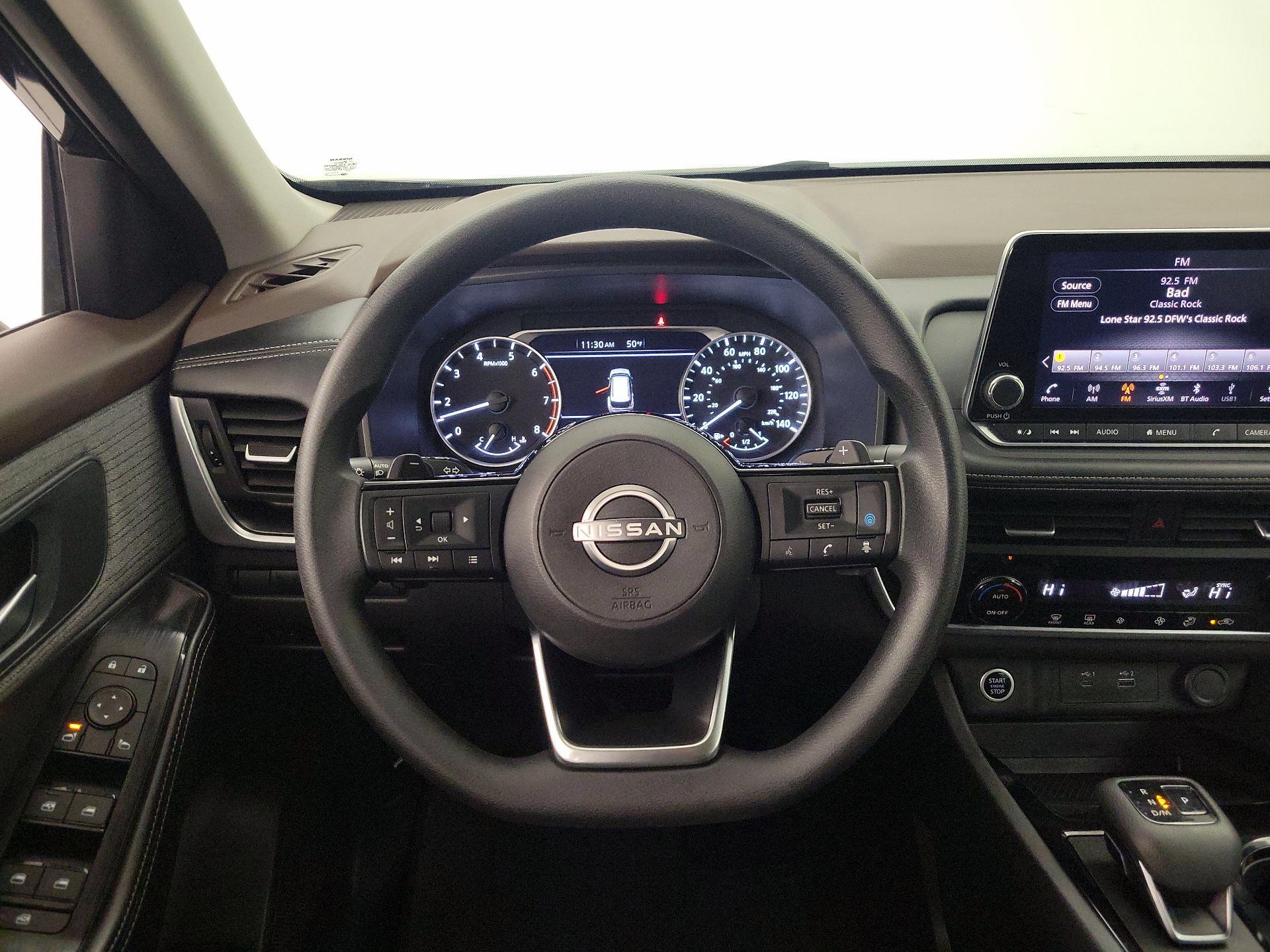 Thumbnail: 2023 Nissan Rogue - 10