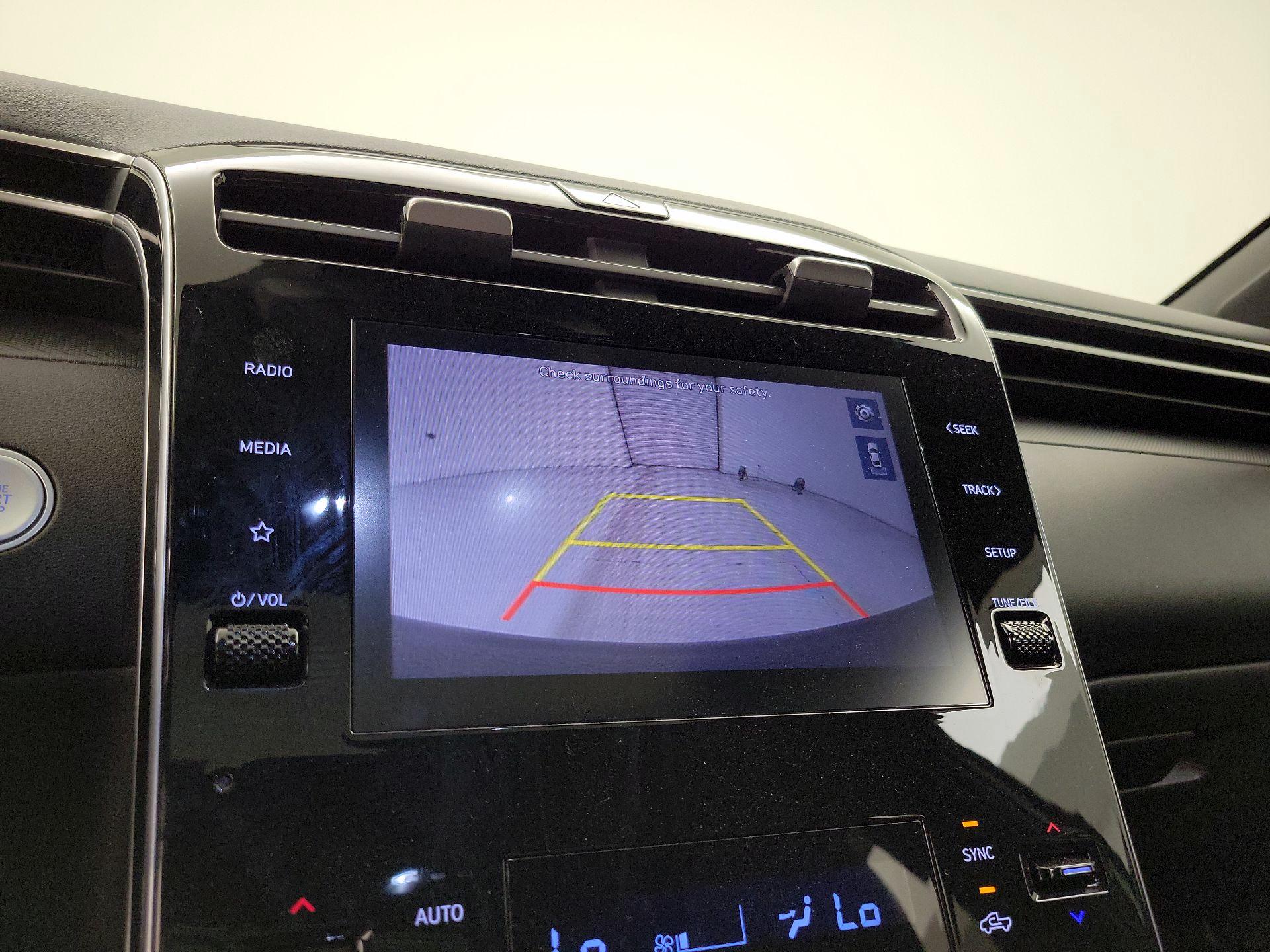 Thumbnail: 2022 Hyundai Santa Cruz - 14