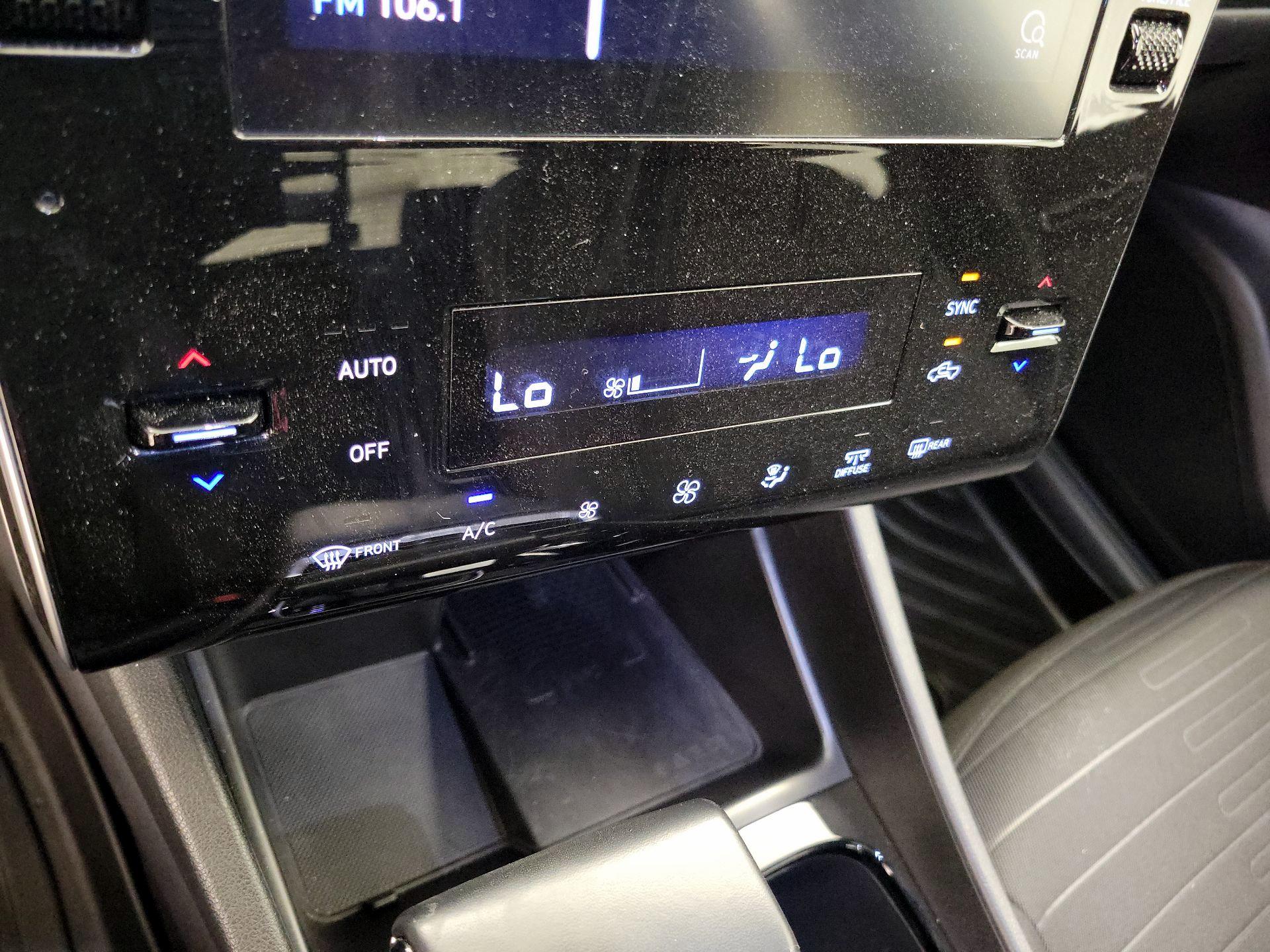 Thumbnail: 2022 Hyundai Santa Cruz - 16