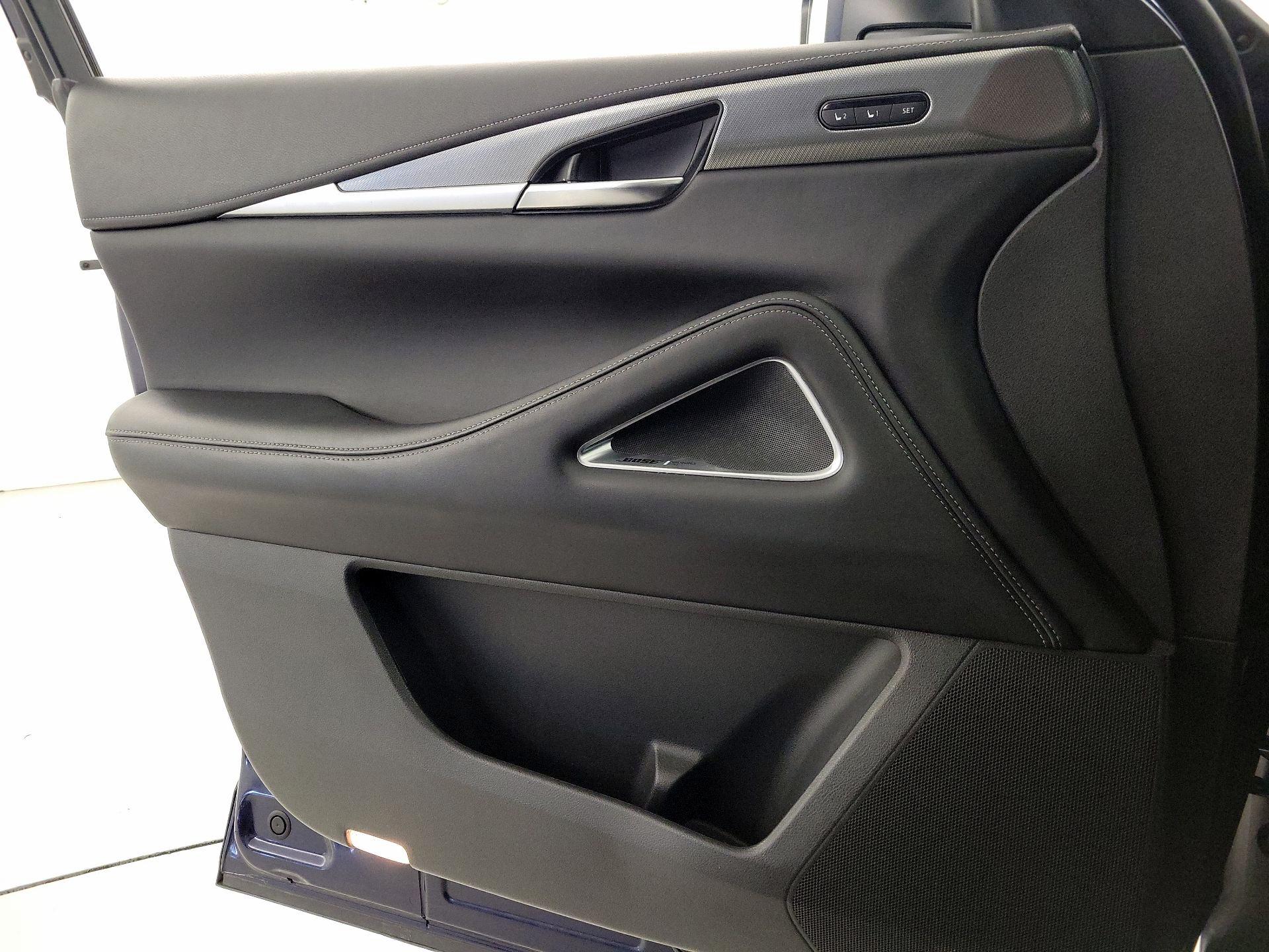 Thumbnail: 2023 INFINITI QX60 - 12