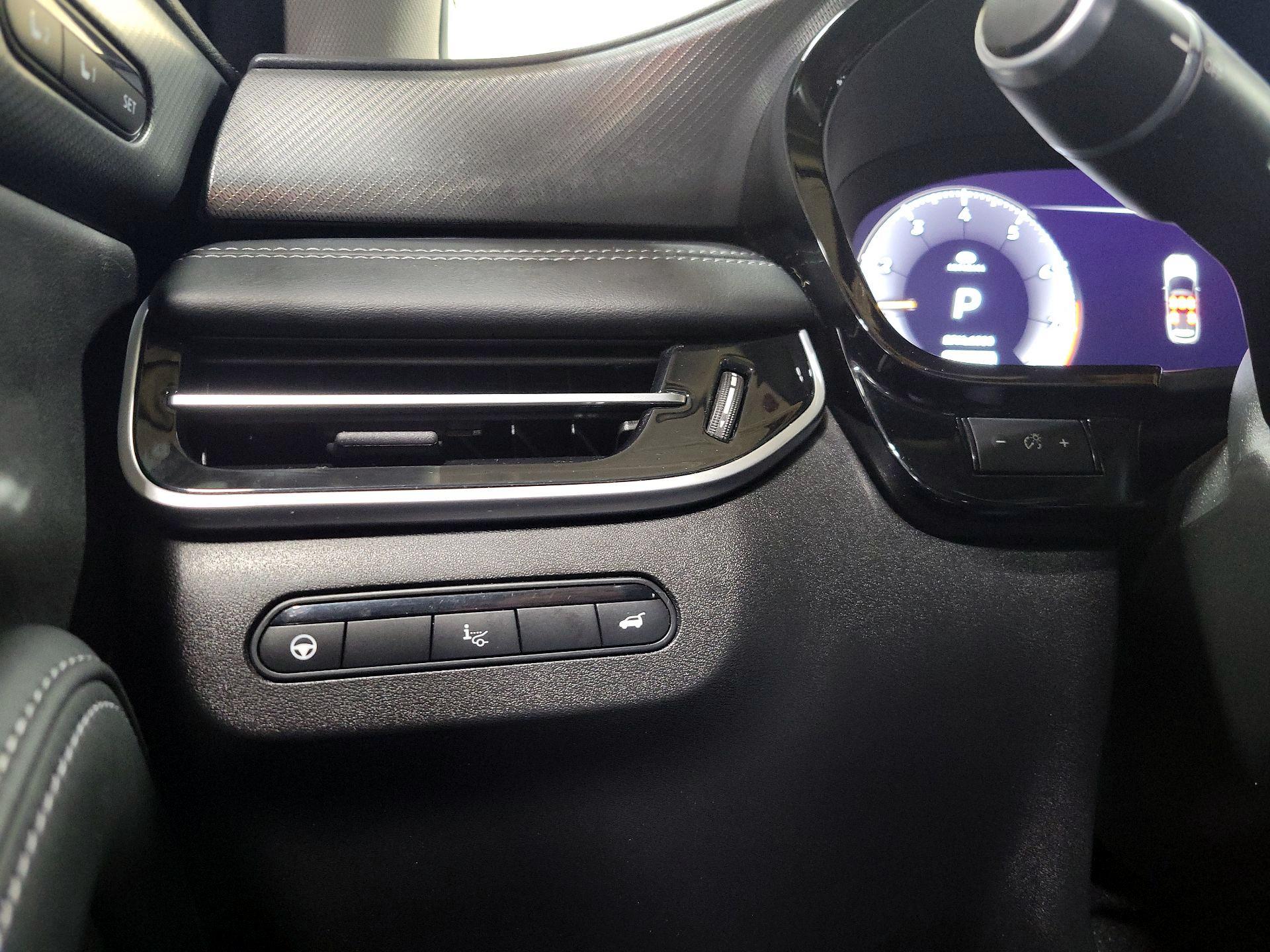 Thumbnail: 2023 INFINITI QX60 - 13