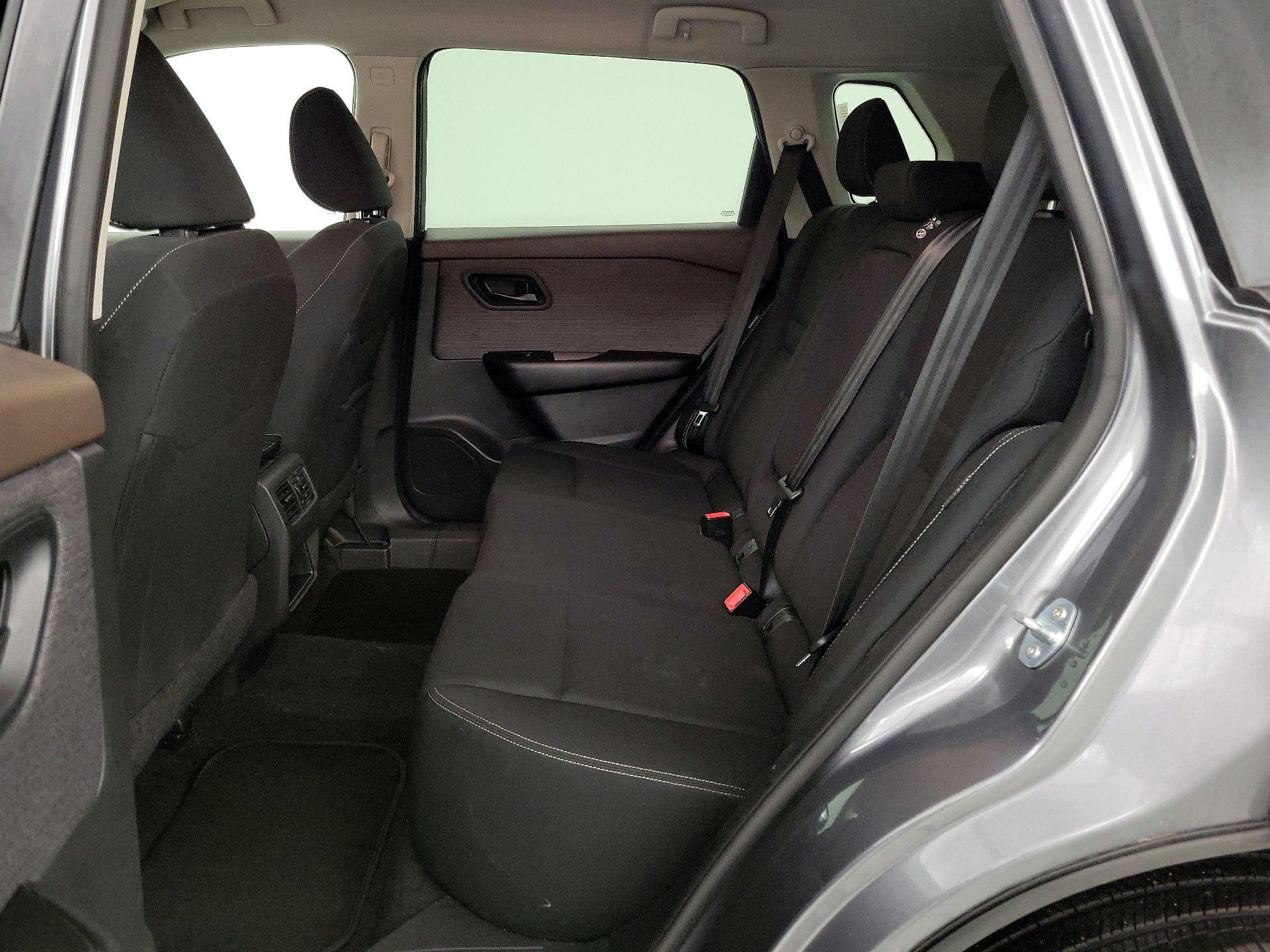 Thumbnail: 2023 Nissan Rogue - 18