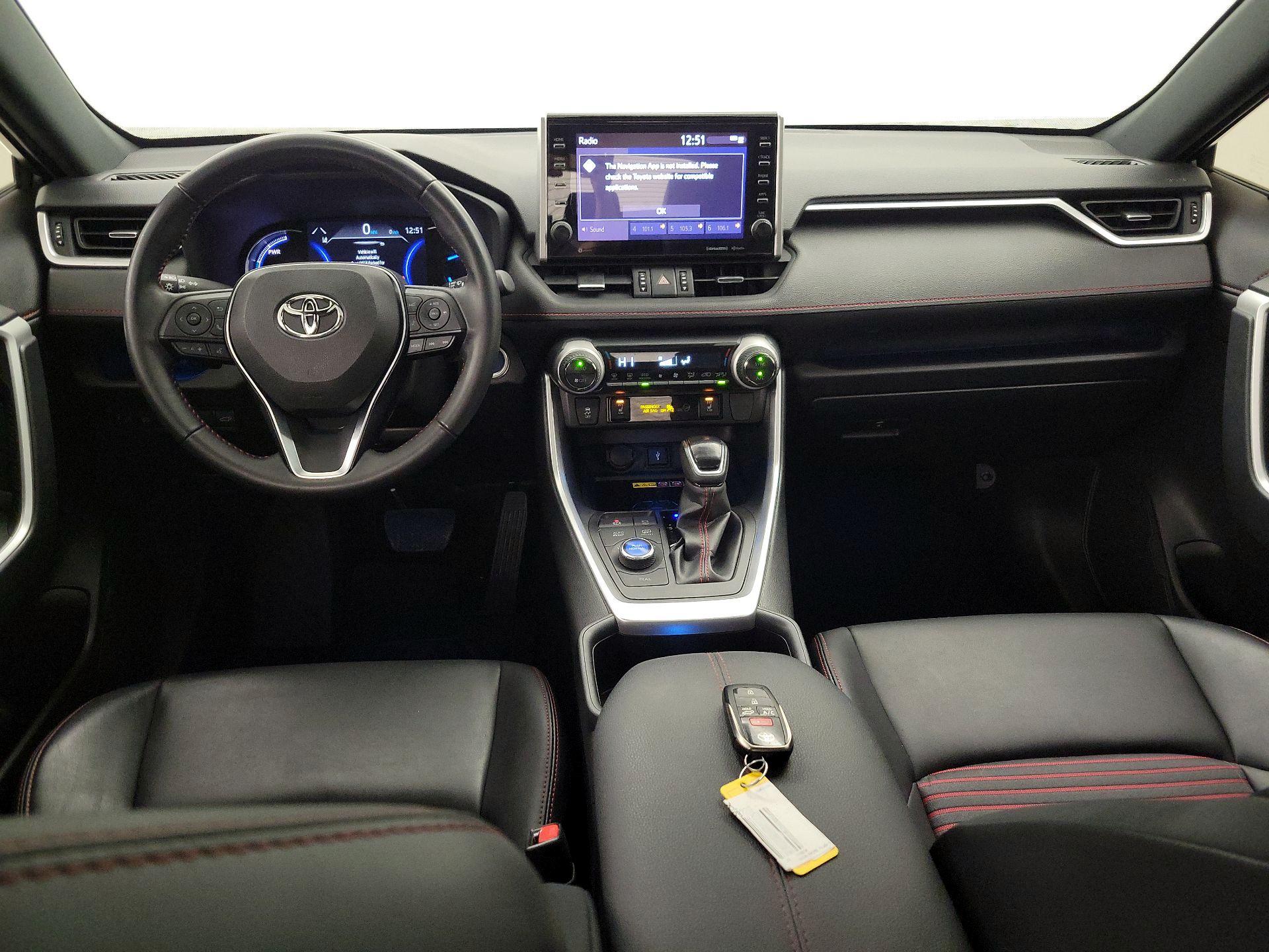 Thumbnail: 2022 Toyota RAV4 - 9