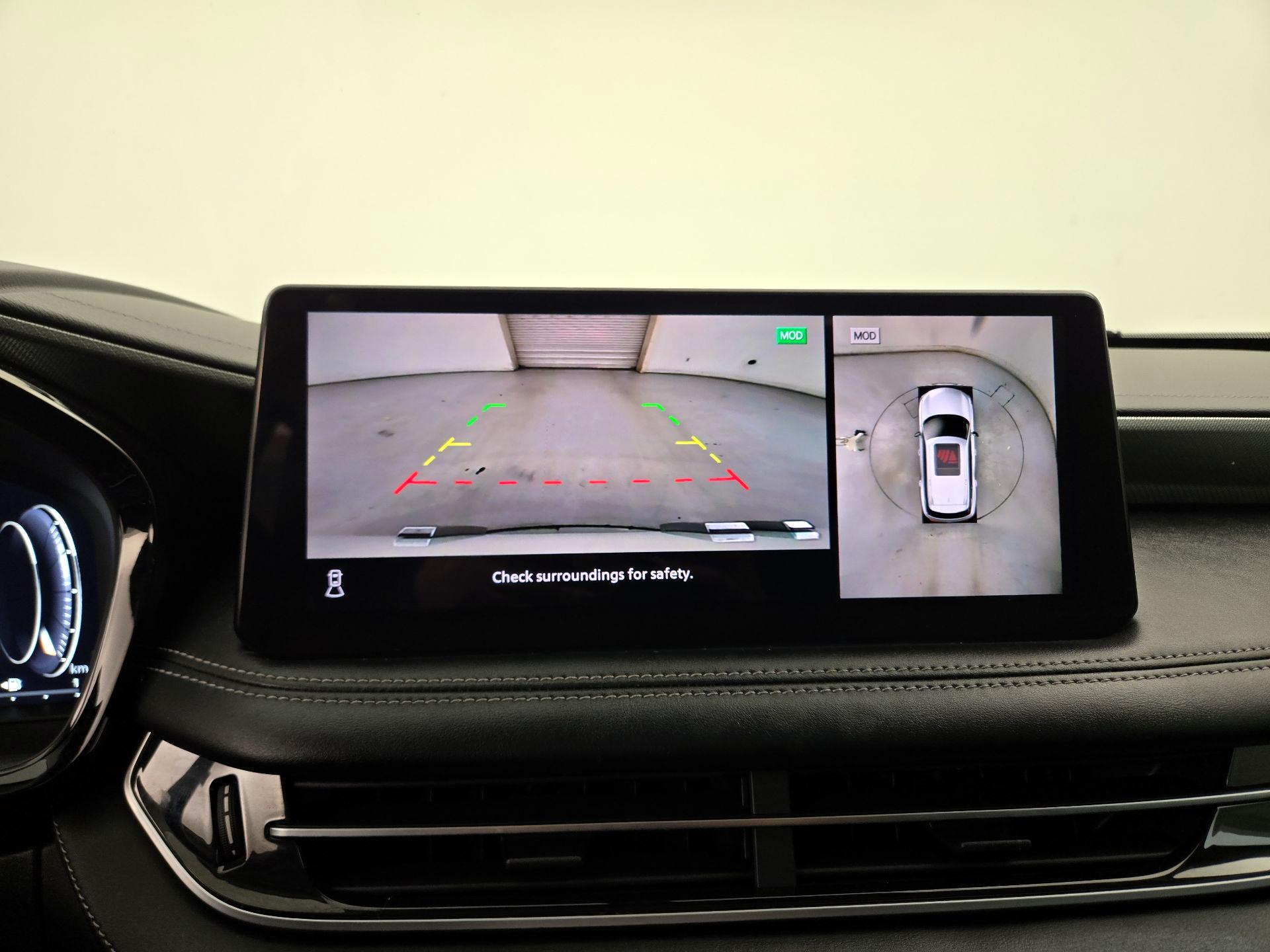 Thumbnail: 2023 INFINITI QX60 - 14