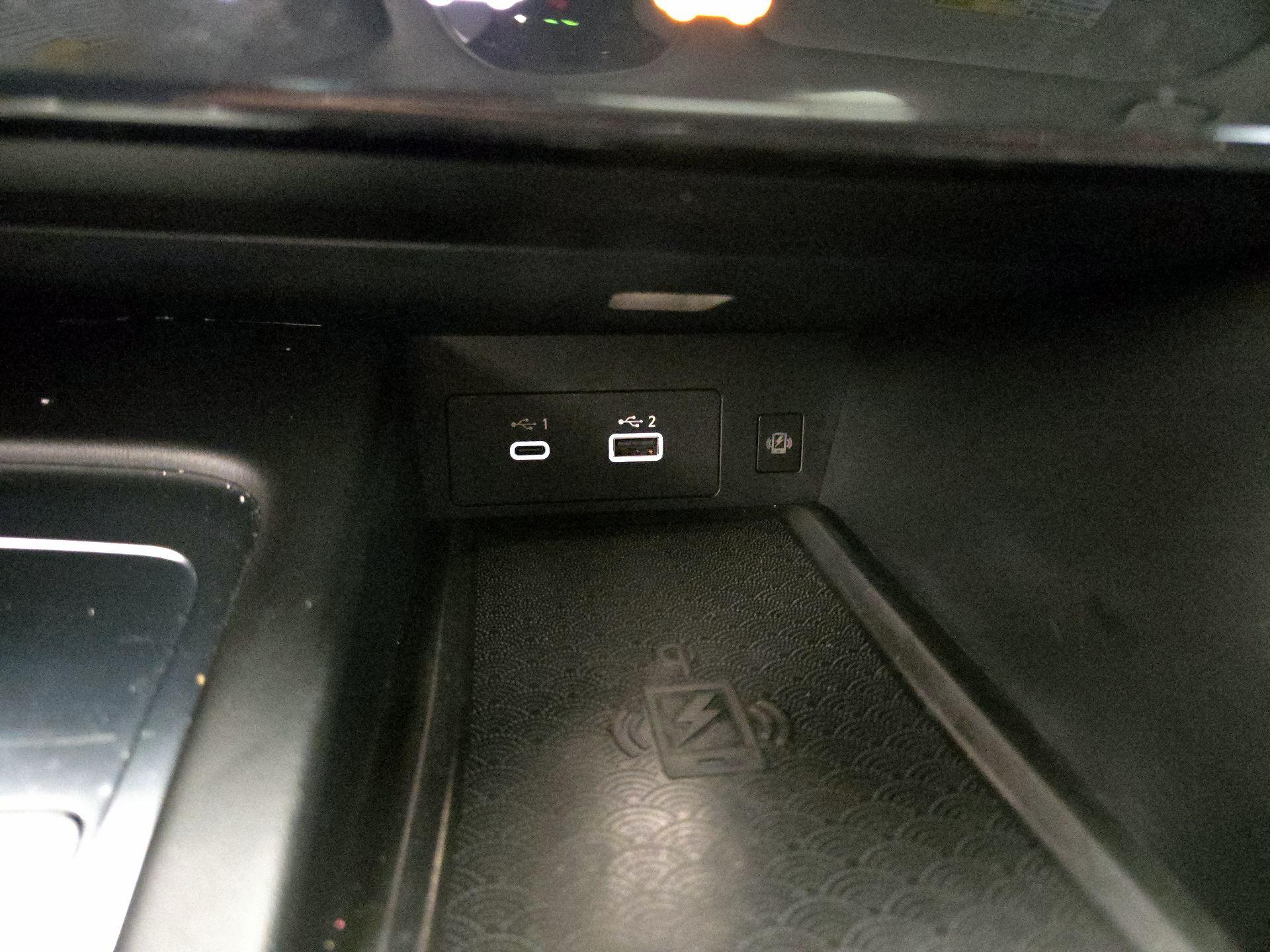 Thumbnail: 2023 INFINITI QX60 - 18