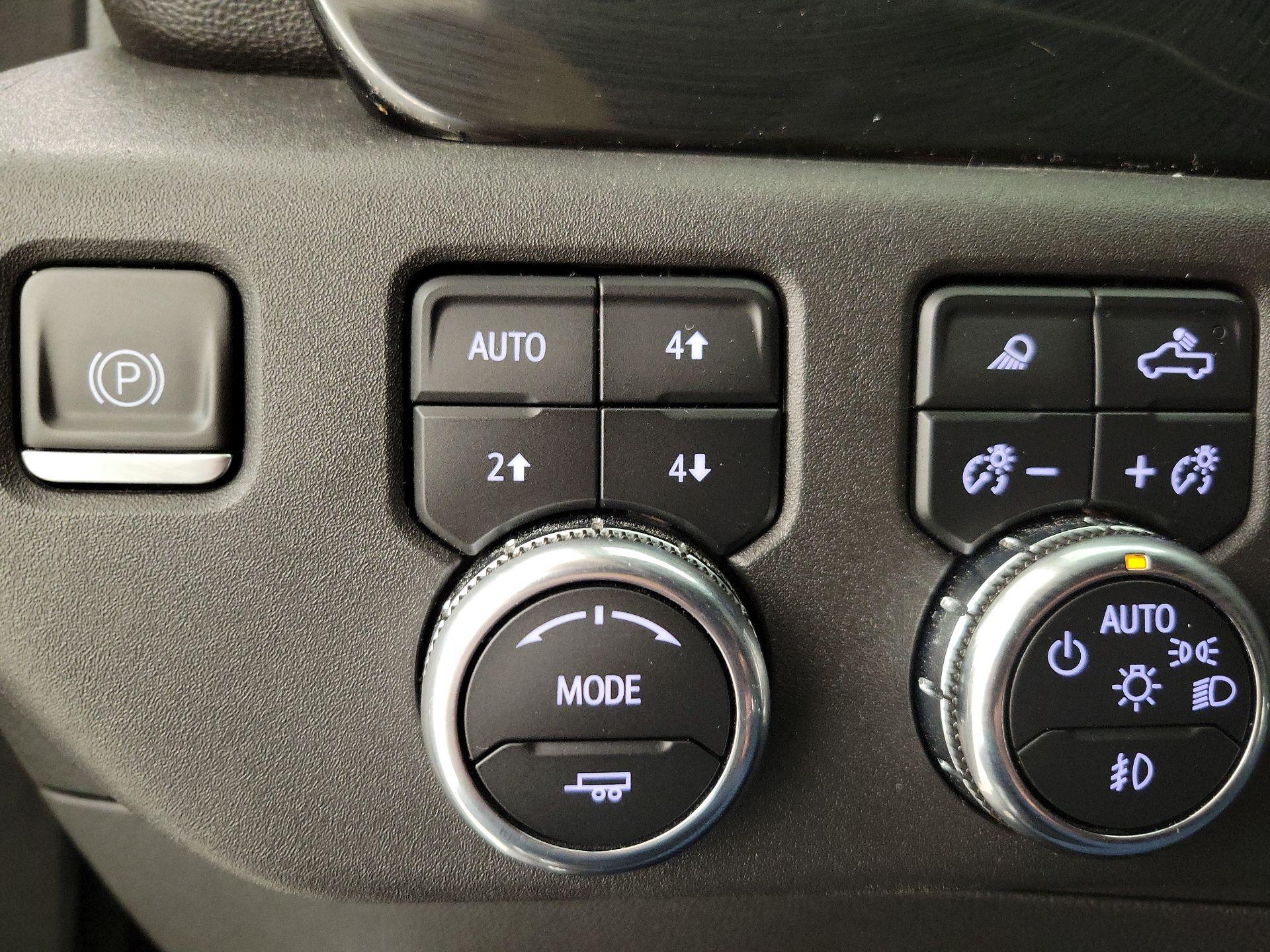 Thumbnail: 2023 GMC Sierra 1500 - 13