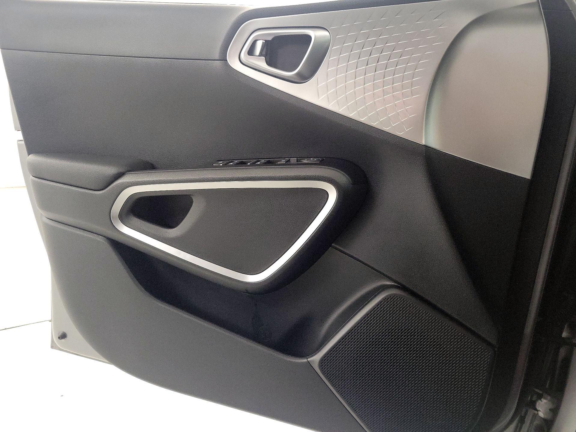 Thumbnail: 2024 Kia Soul - 12