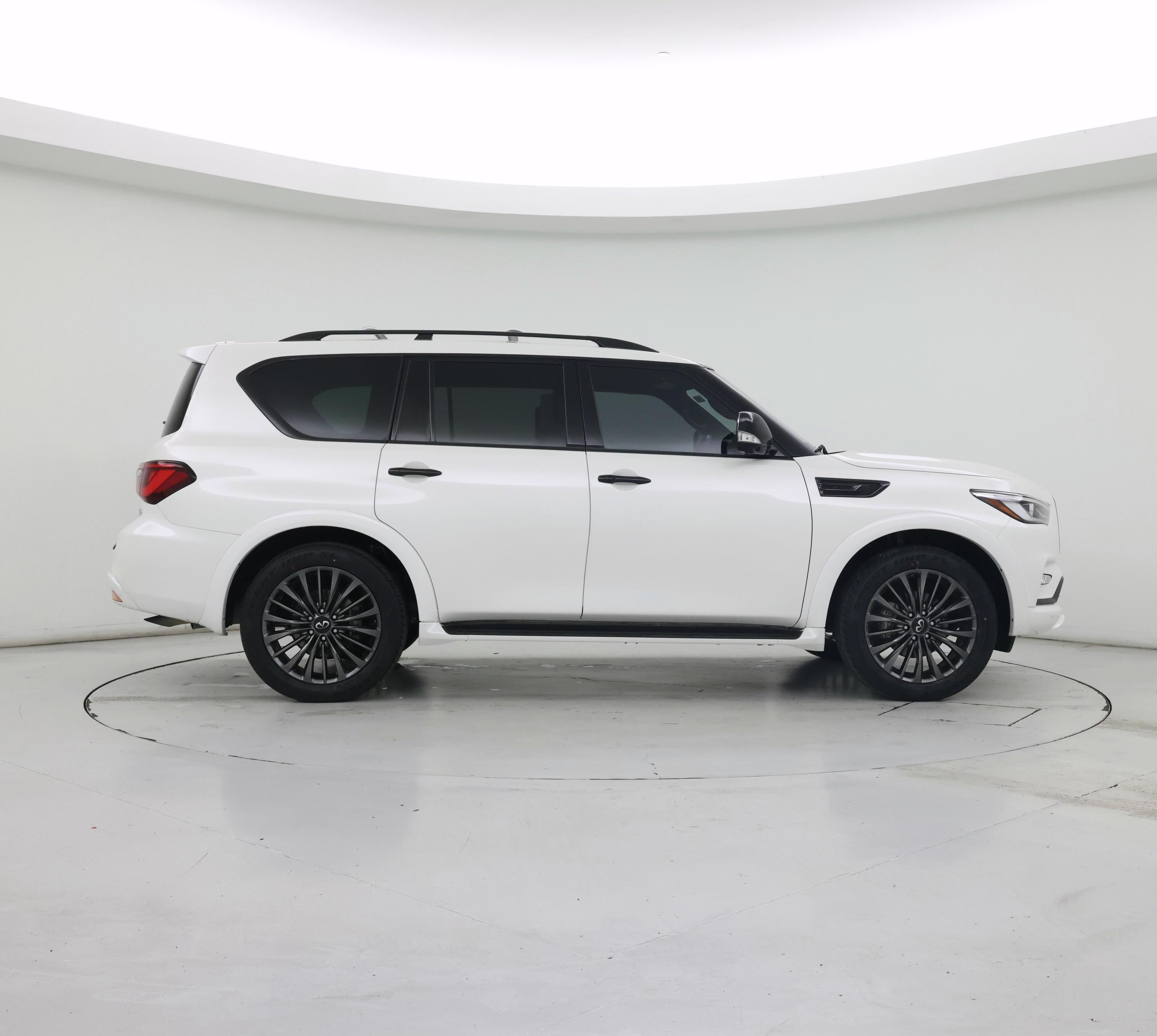 Thumbnail: 2022 INFINITI QX80 - 7