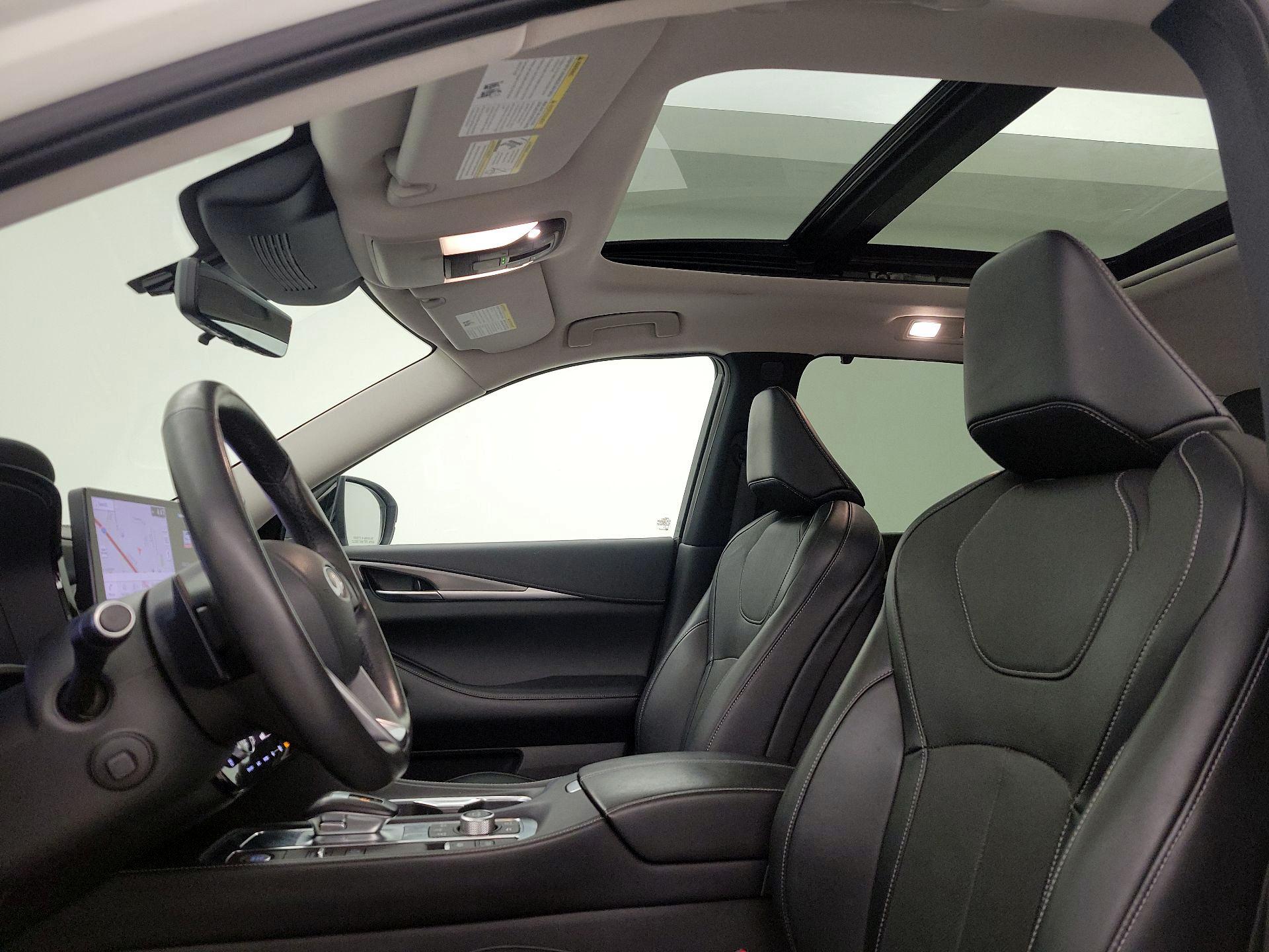 Thumbnail: 2023 INFINITI QX60 - 19