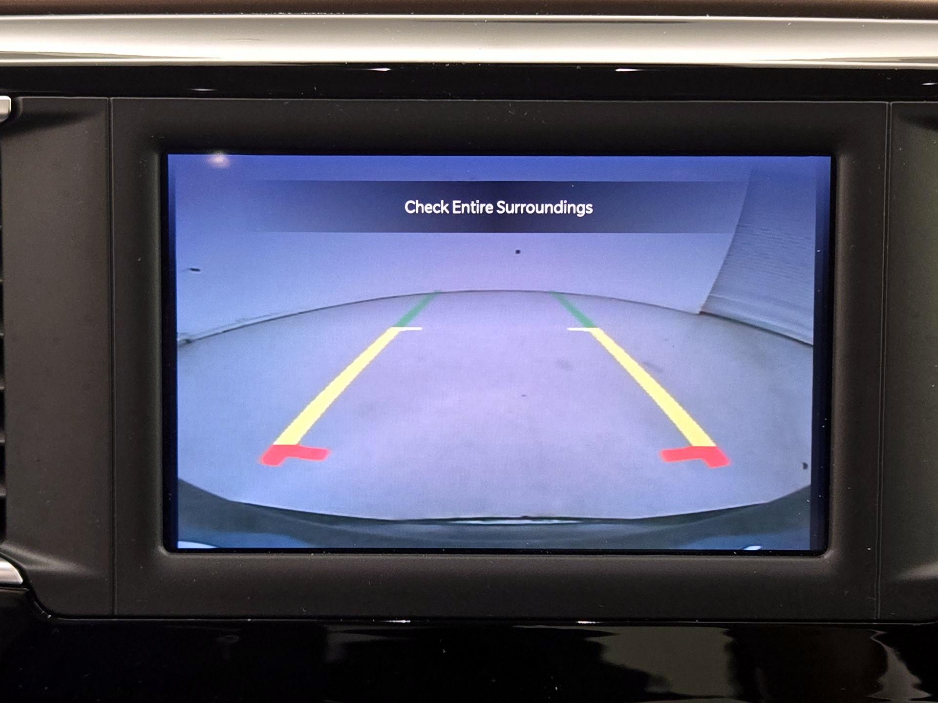 Thumbnail: 2024 Chrysler Voyager - 14