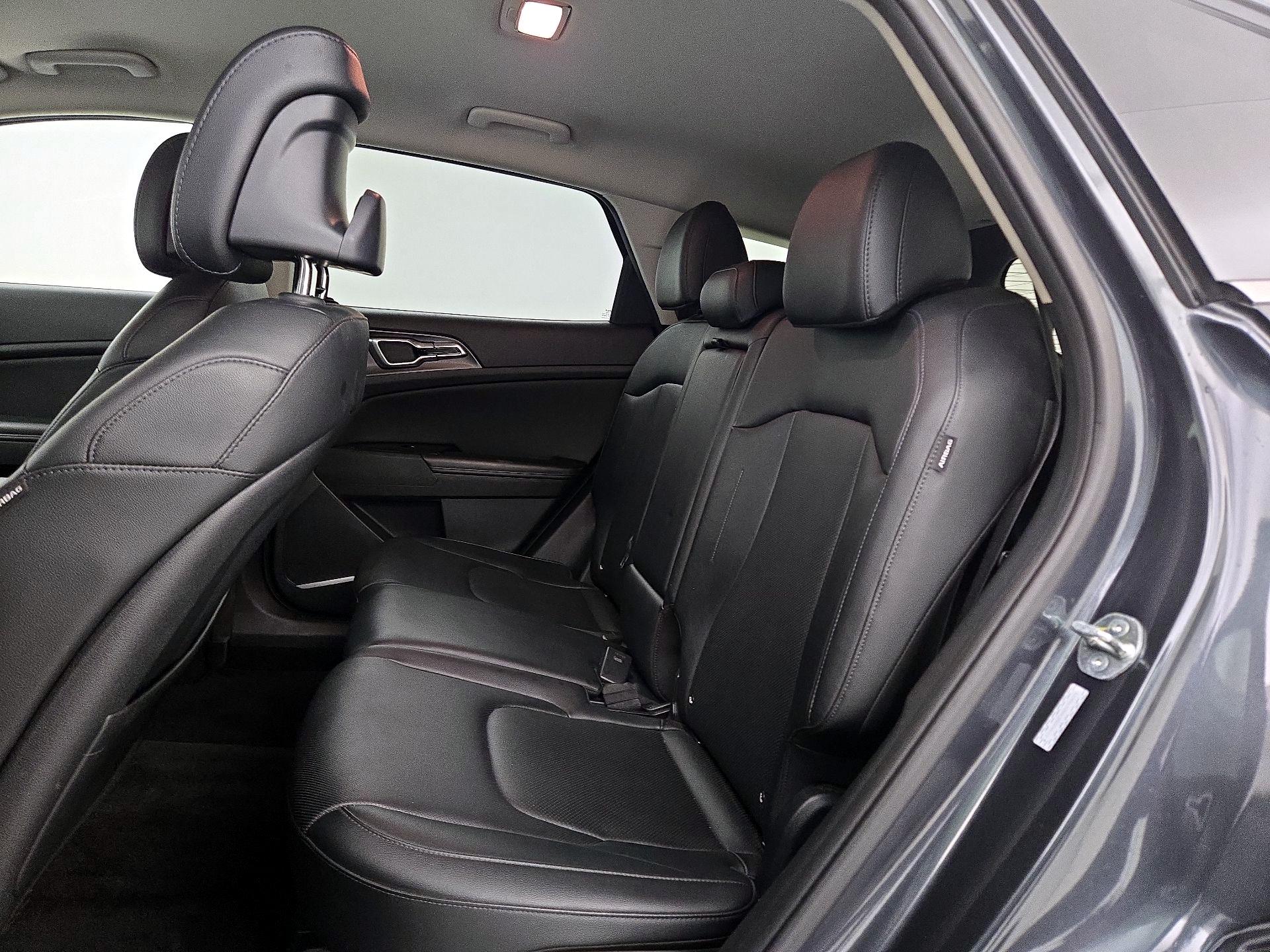 Thumbnail: 2024 Kia Sportage - 20