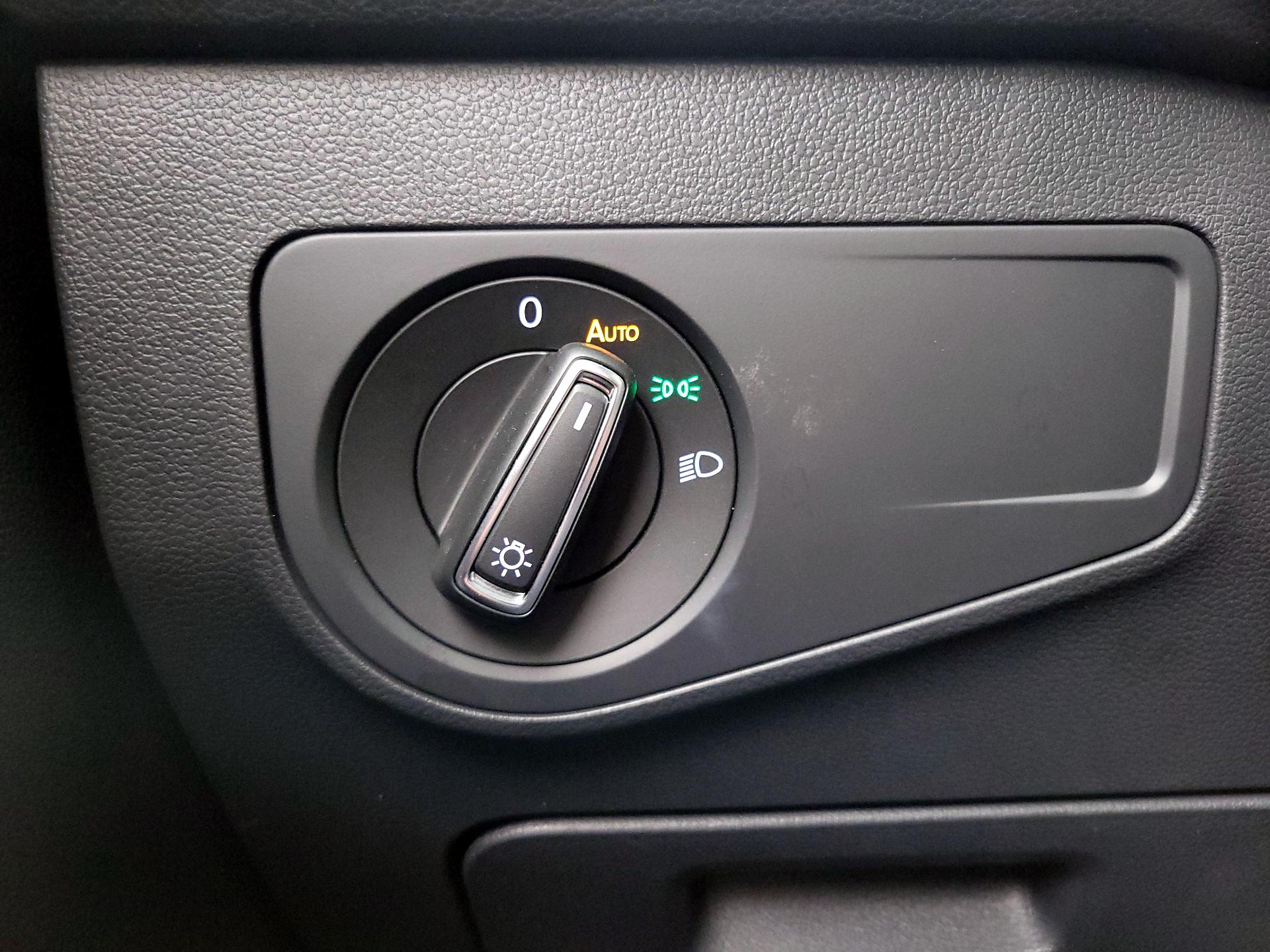 Thumbnail: 2024 Volkswagen Tiguan - 13