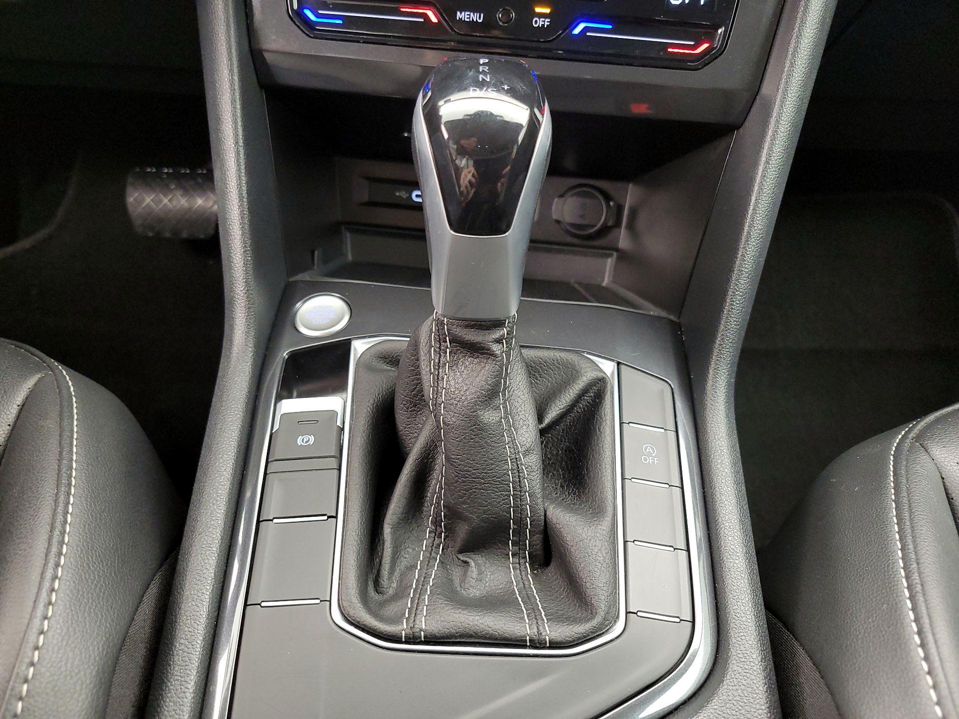 Thumbnail: 2024 Volkswagen Tiguan - 17