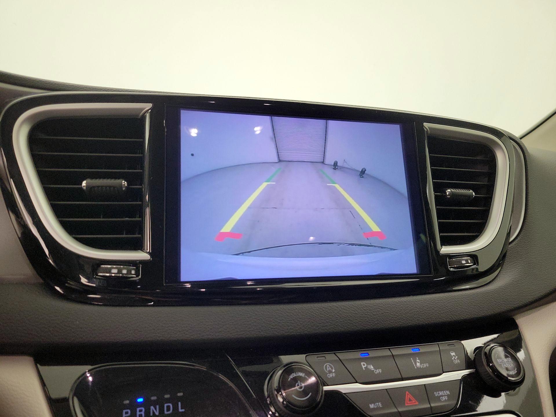 Thumbnail: 2024 Chrysler Pacifica - 14