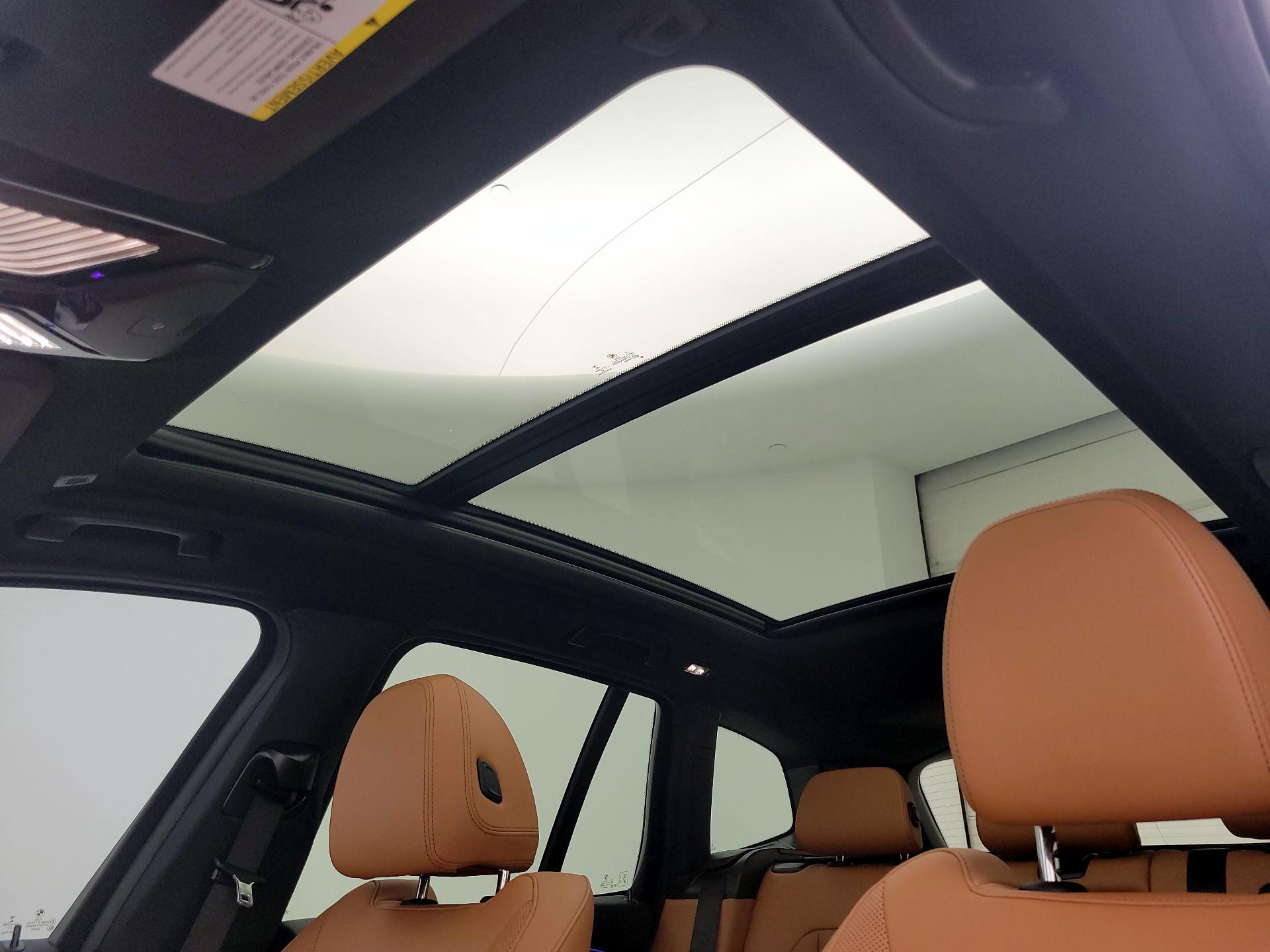 Thumbnail: 2022 BMW X3 - 11