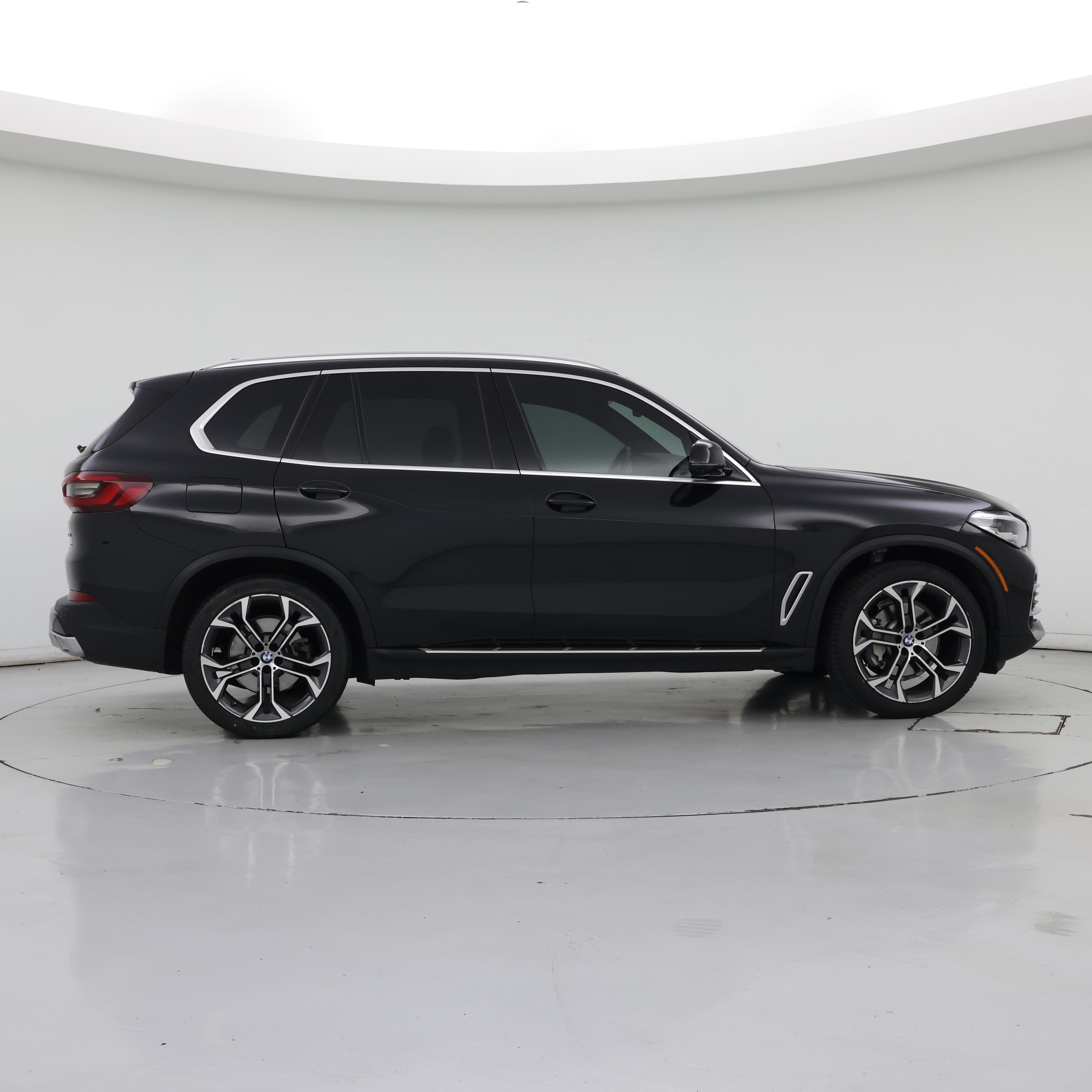 Thumbnail: 2023 BMW X5 - 7